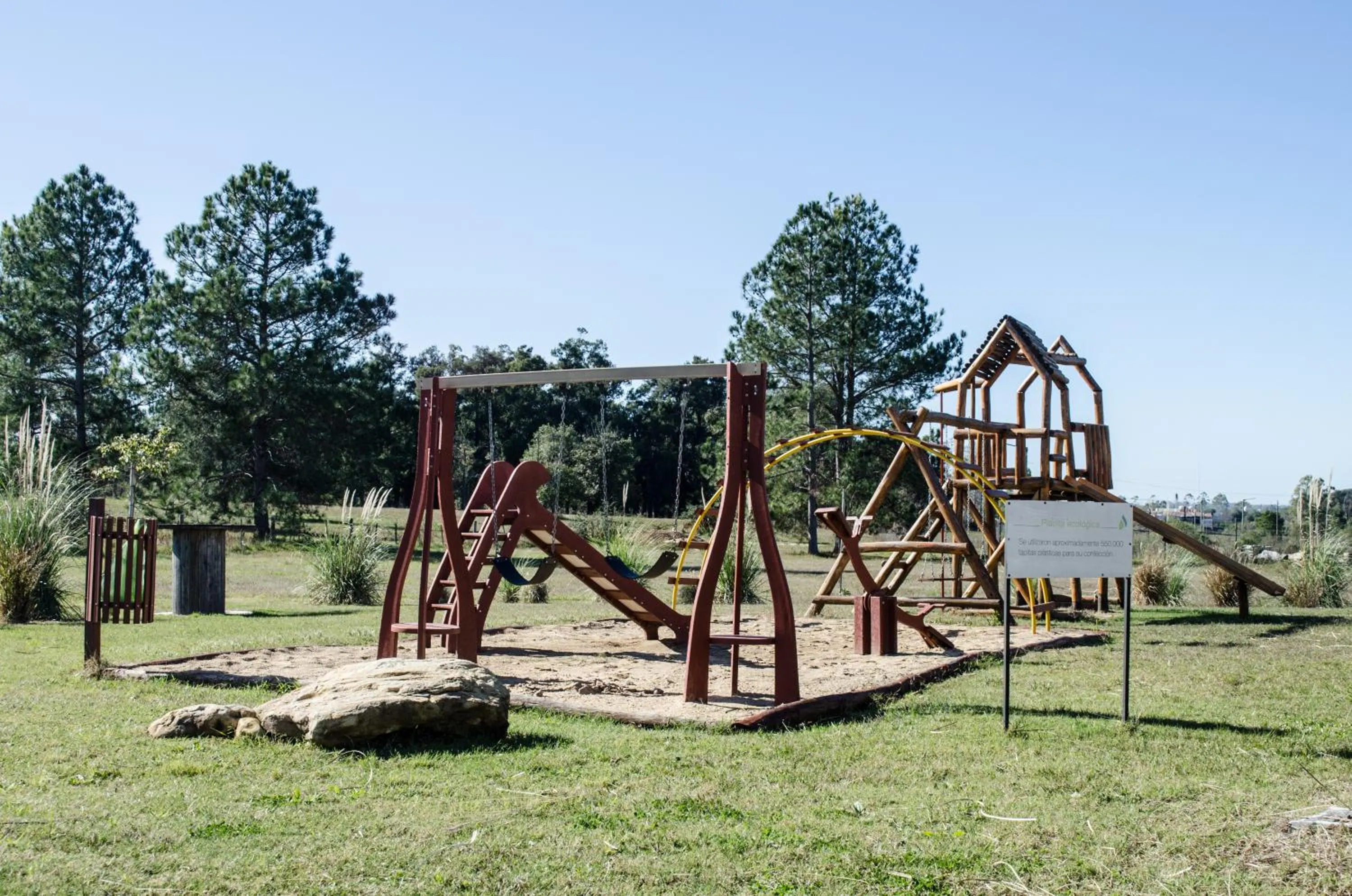 Children play ground in Amanzi Termal Rental