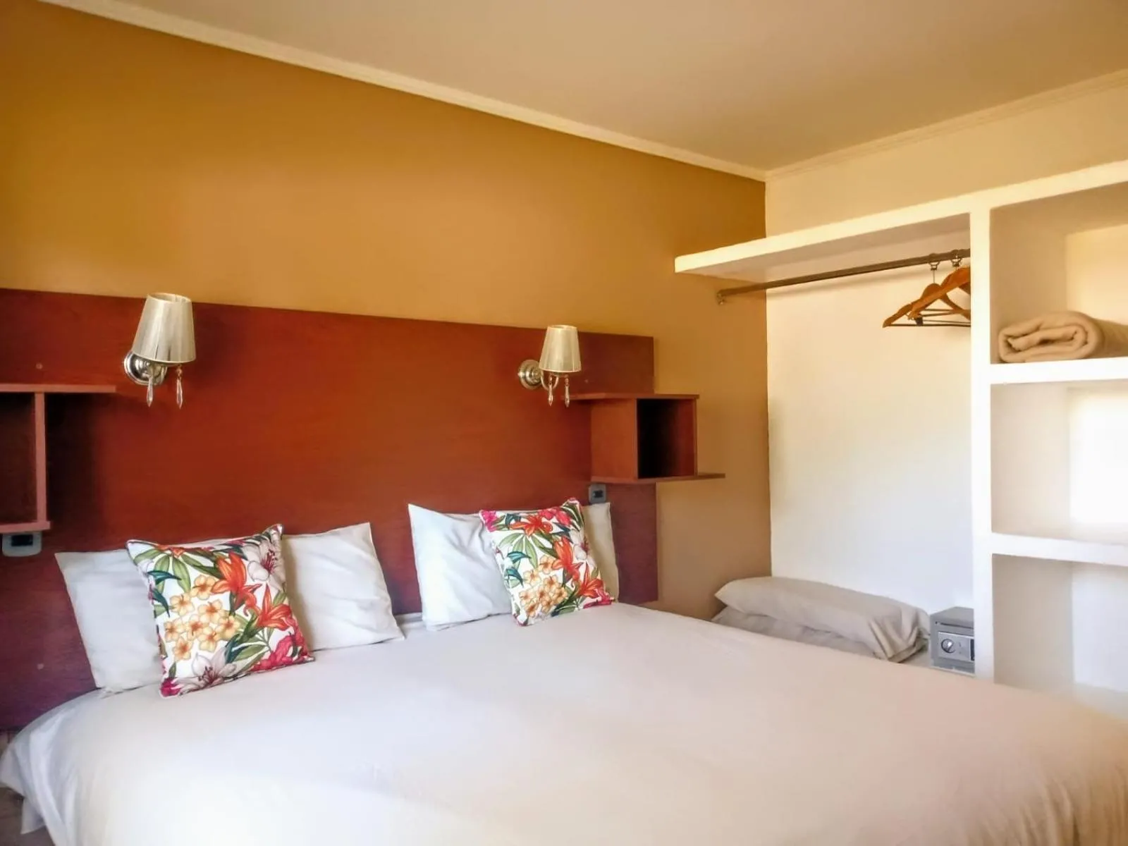 Bed in Amanzi Termal Rental