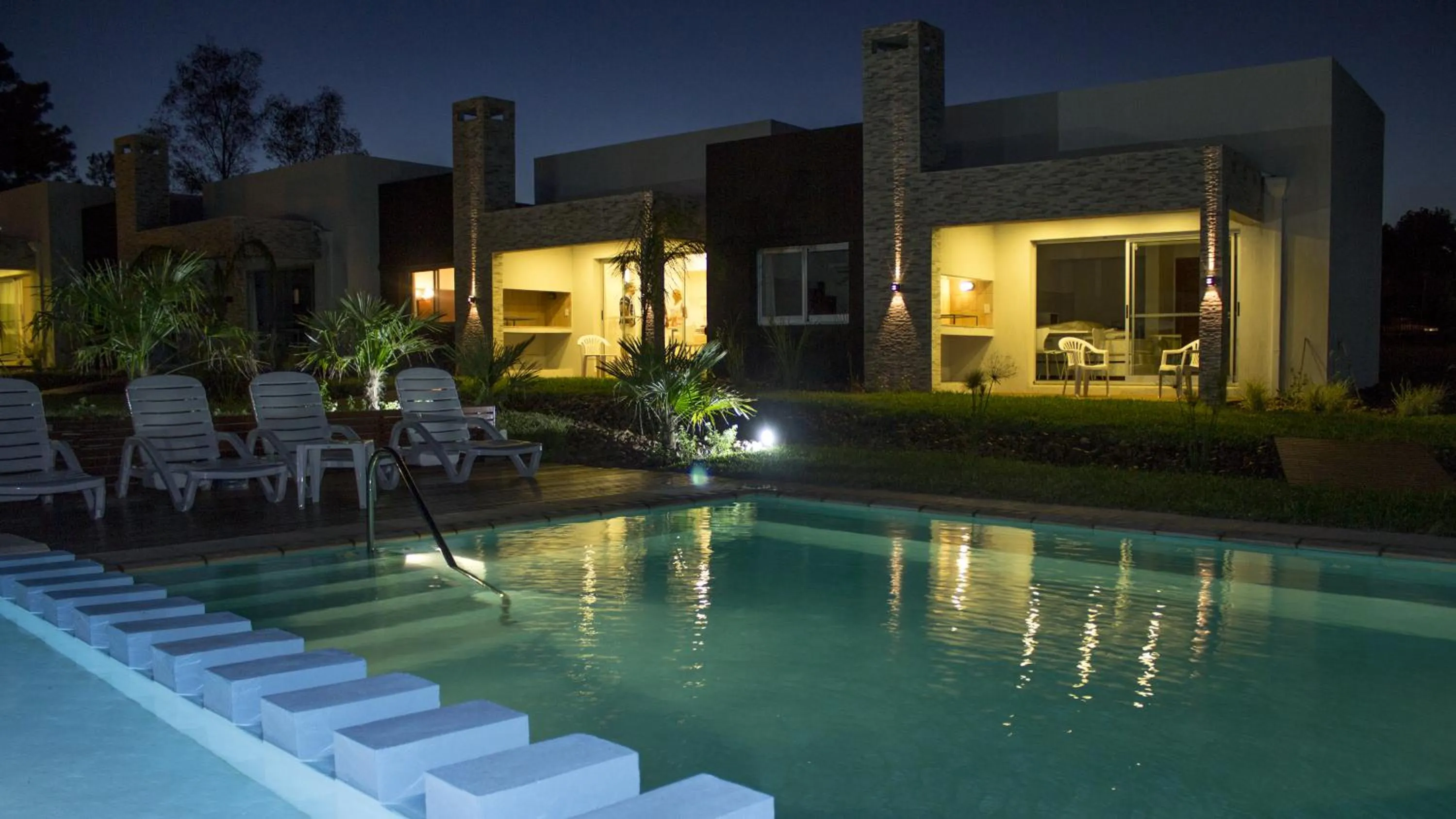 Swimming pool in Amanzi Termal Rental