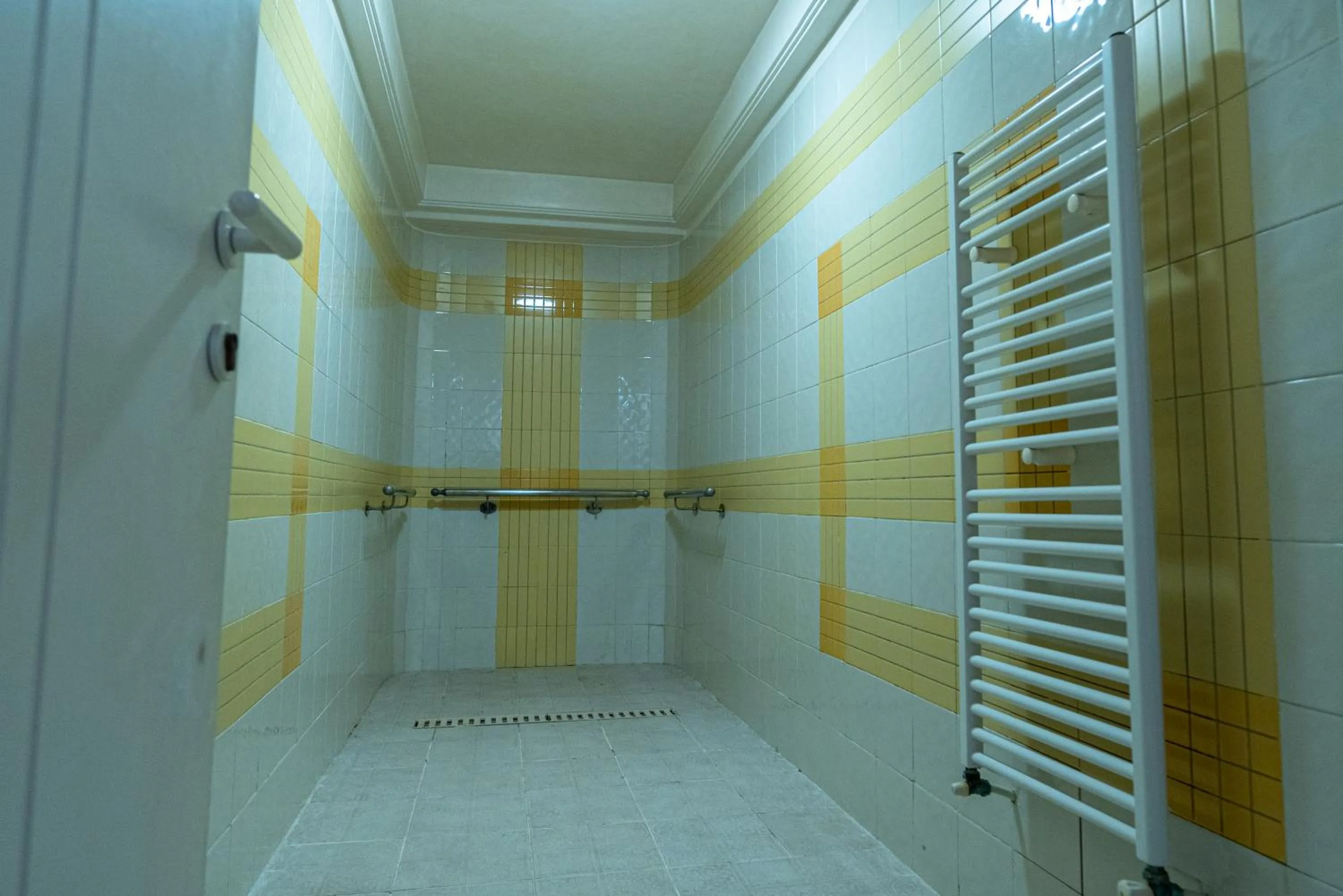 Shower in Eden Yasmine Resort & Spa