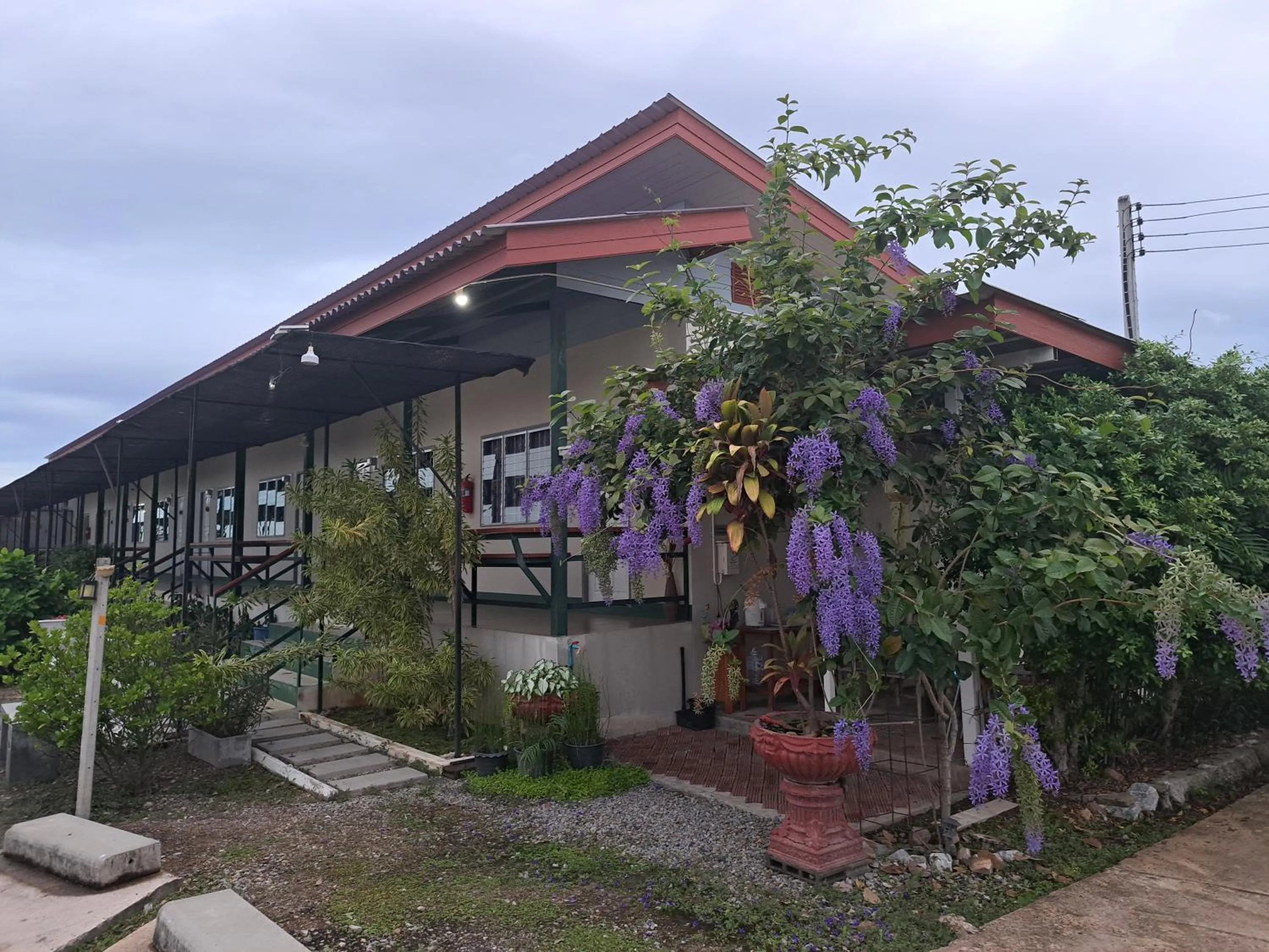 Sailom Resort​