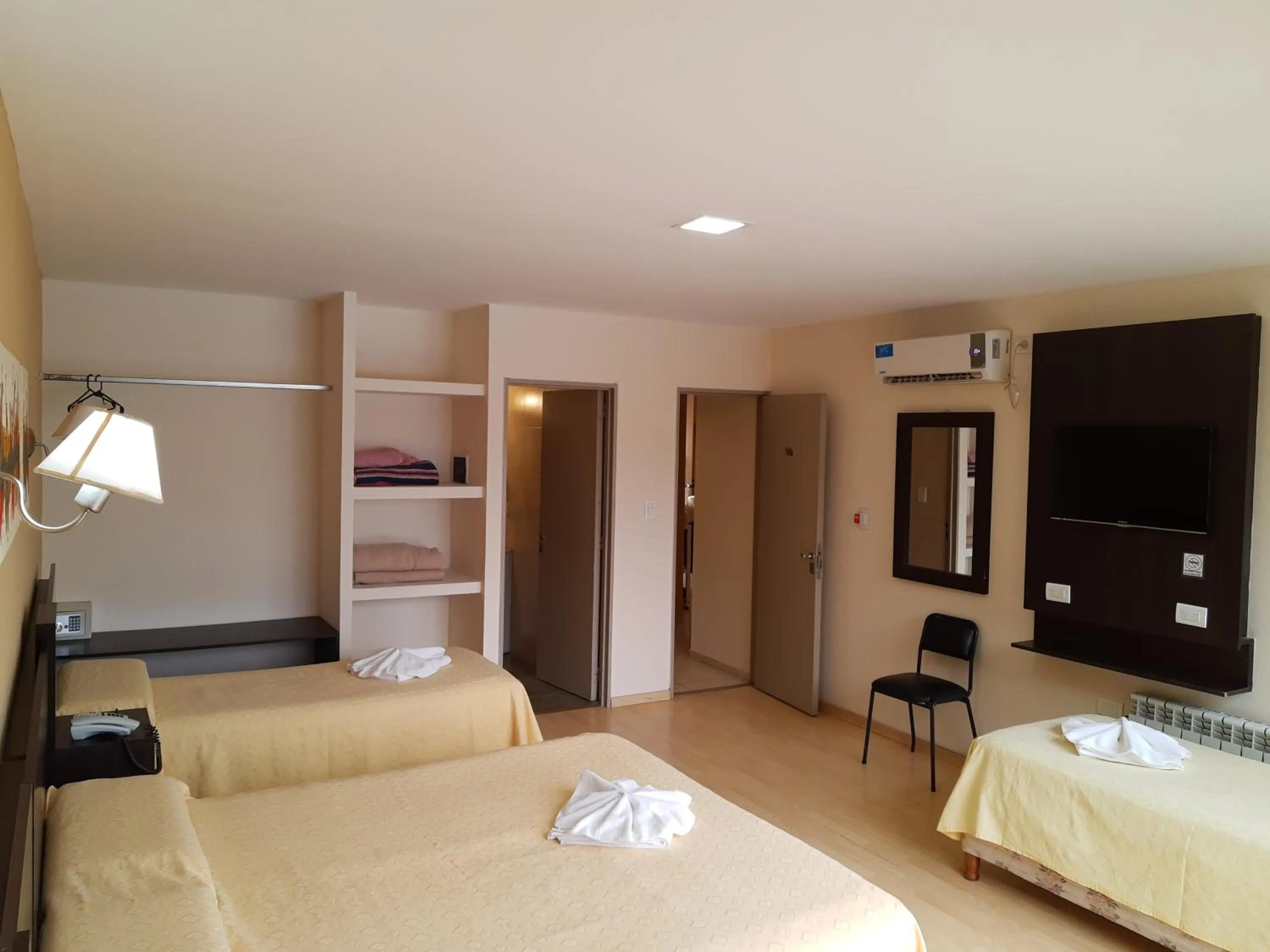 Bed in Hotel Presidente