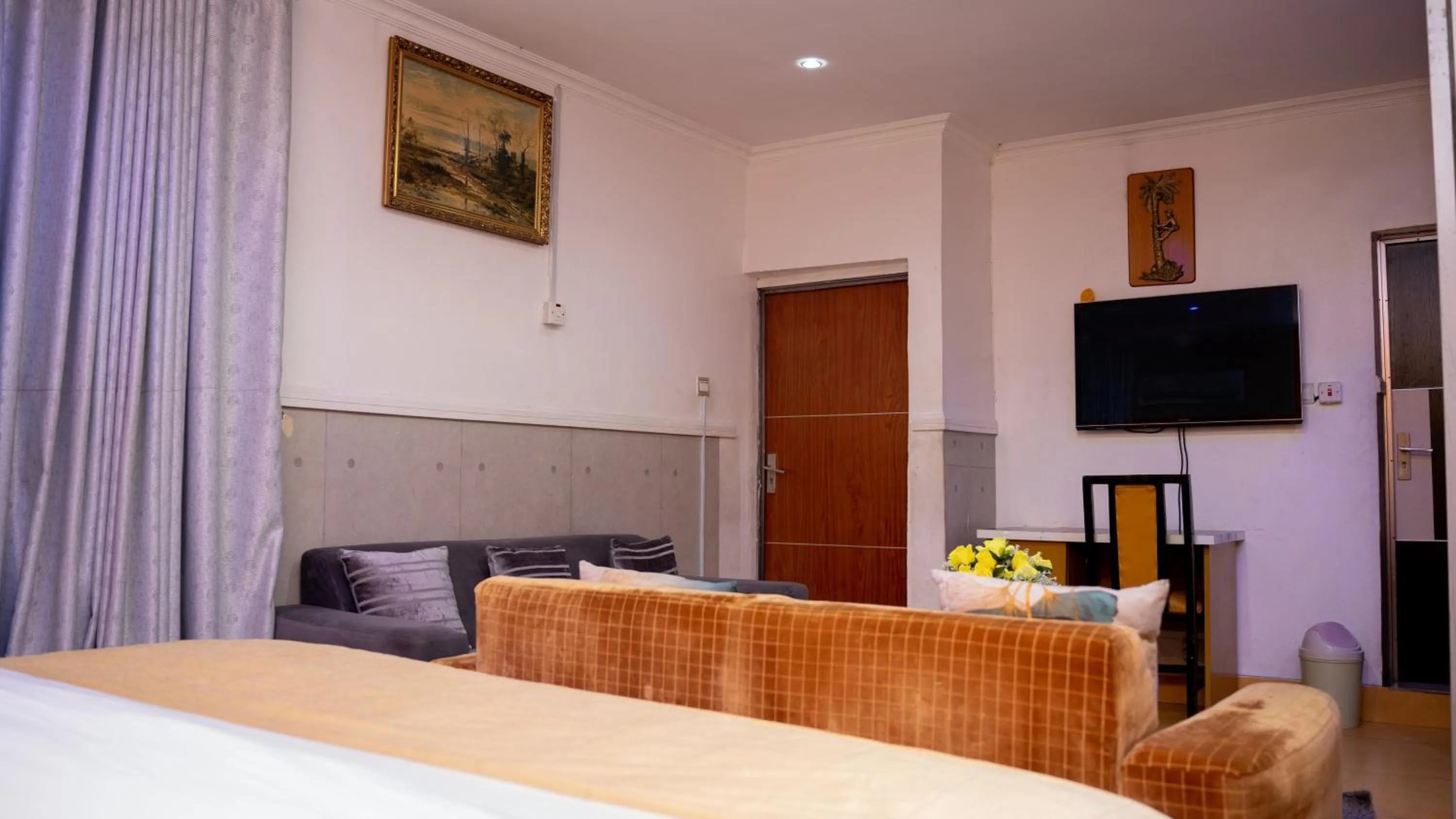 Photo of the whole room, Bed in Sese Cottage