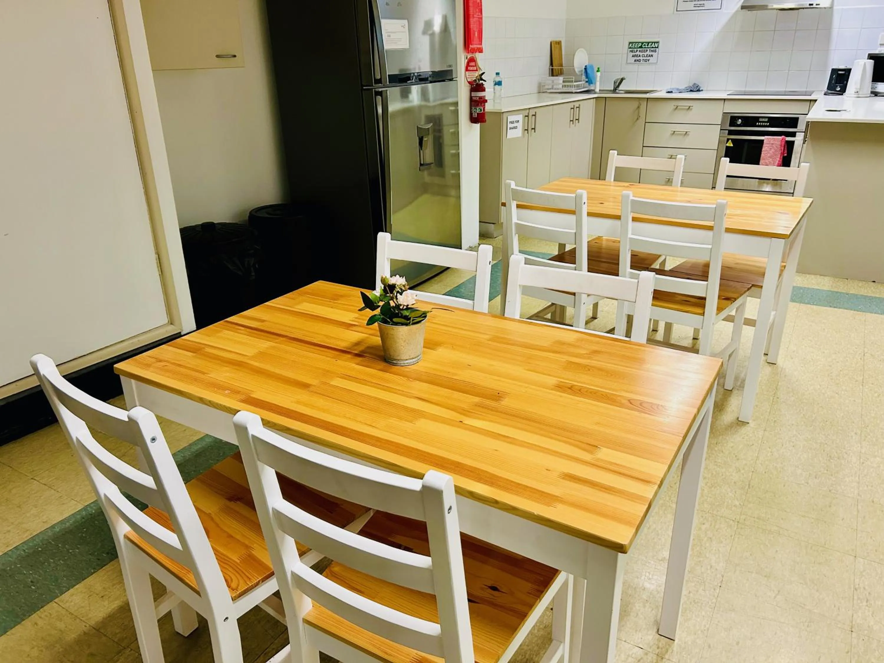 Communal kitchen in Siesta Sydney