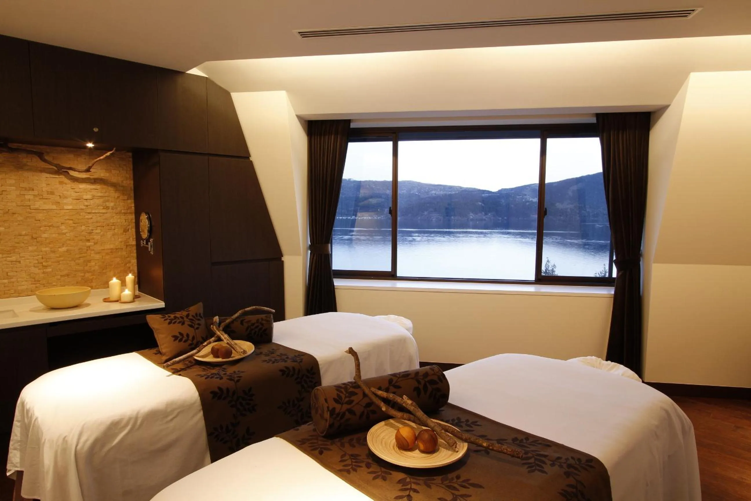 Massage in Odakyu Hotel de Yama