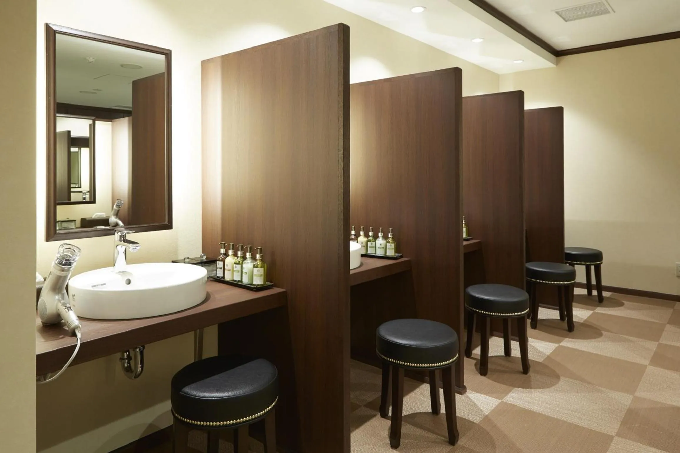 Public Bath in Odakyu Hotel de Yama