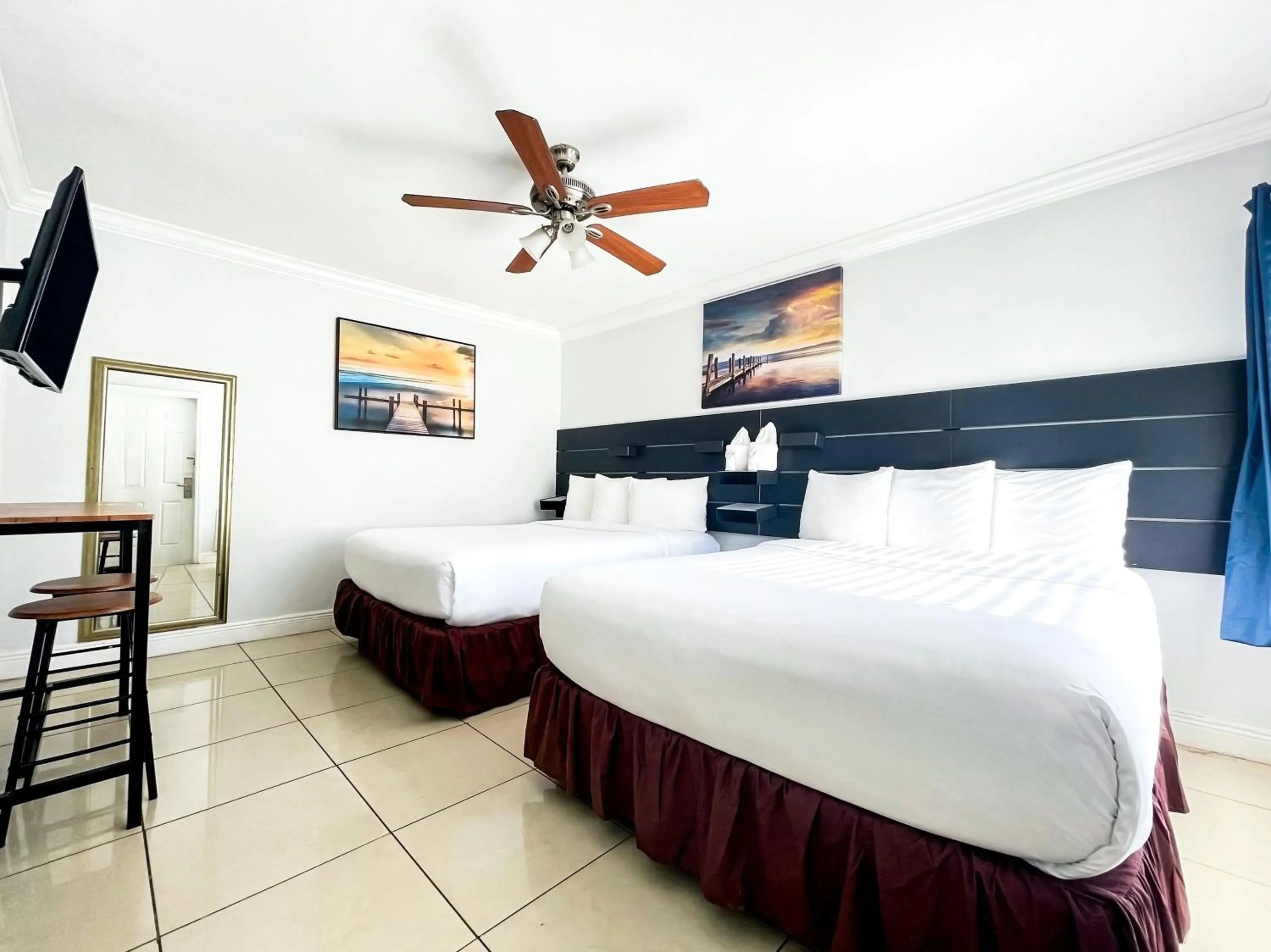 TV and multimedia, Bed in The Flamingo