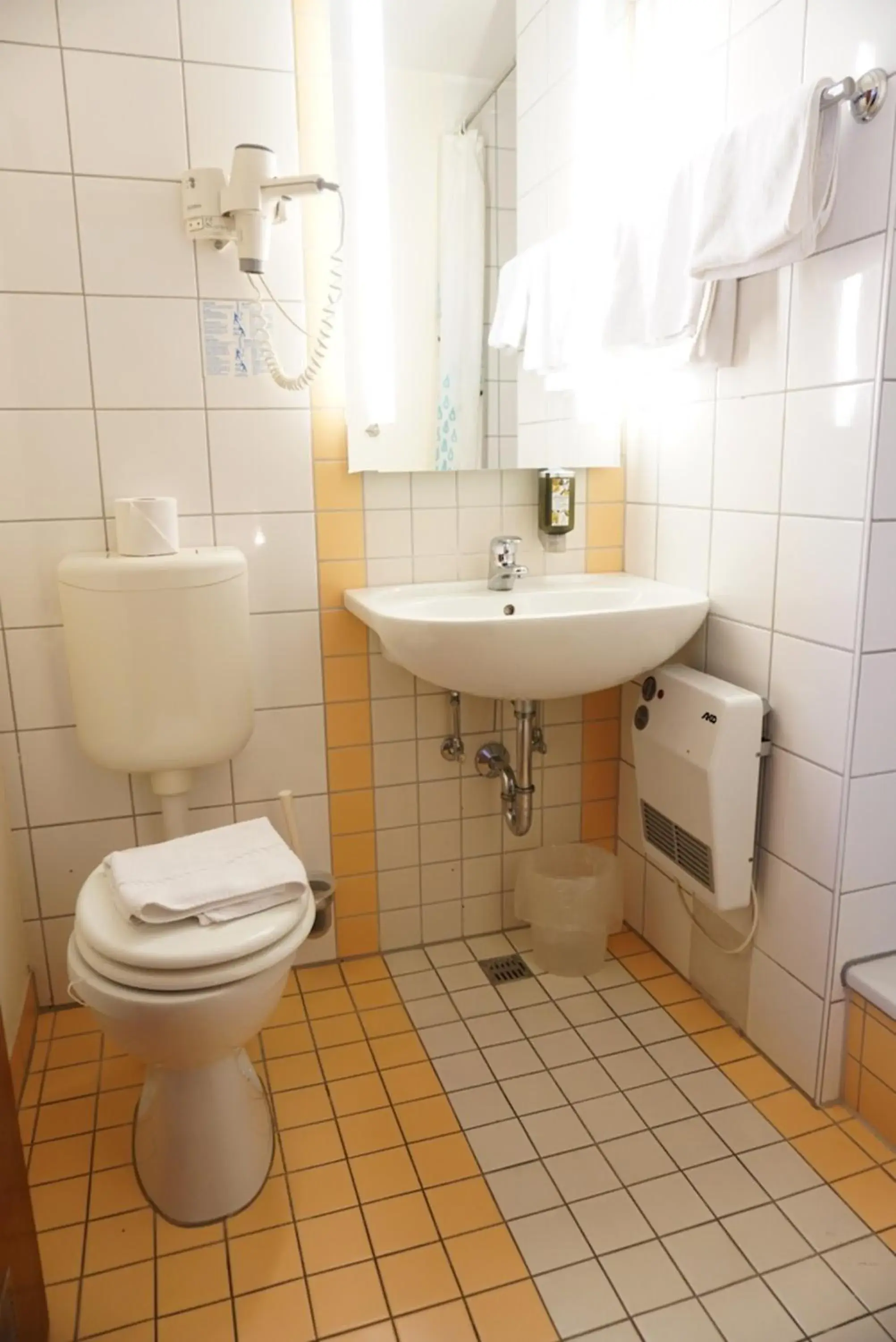 Toilet, Bathroom in Hotel-Events Adlerpalast