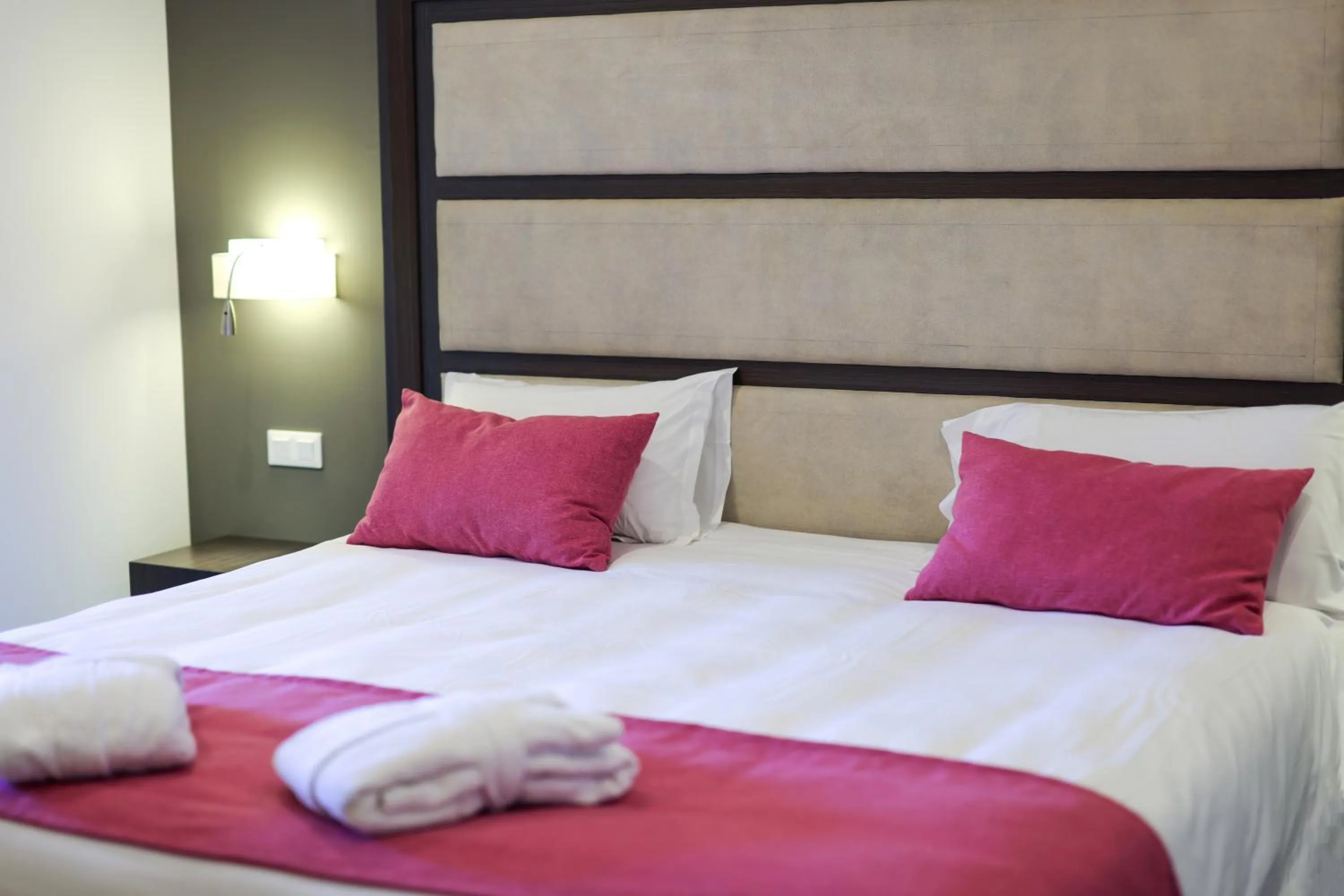 Photo of the whole room, Bed in Hotel Saint Christophe