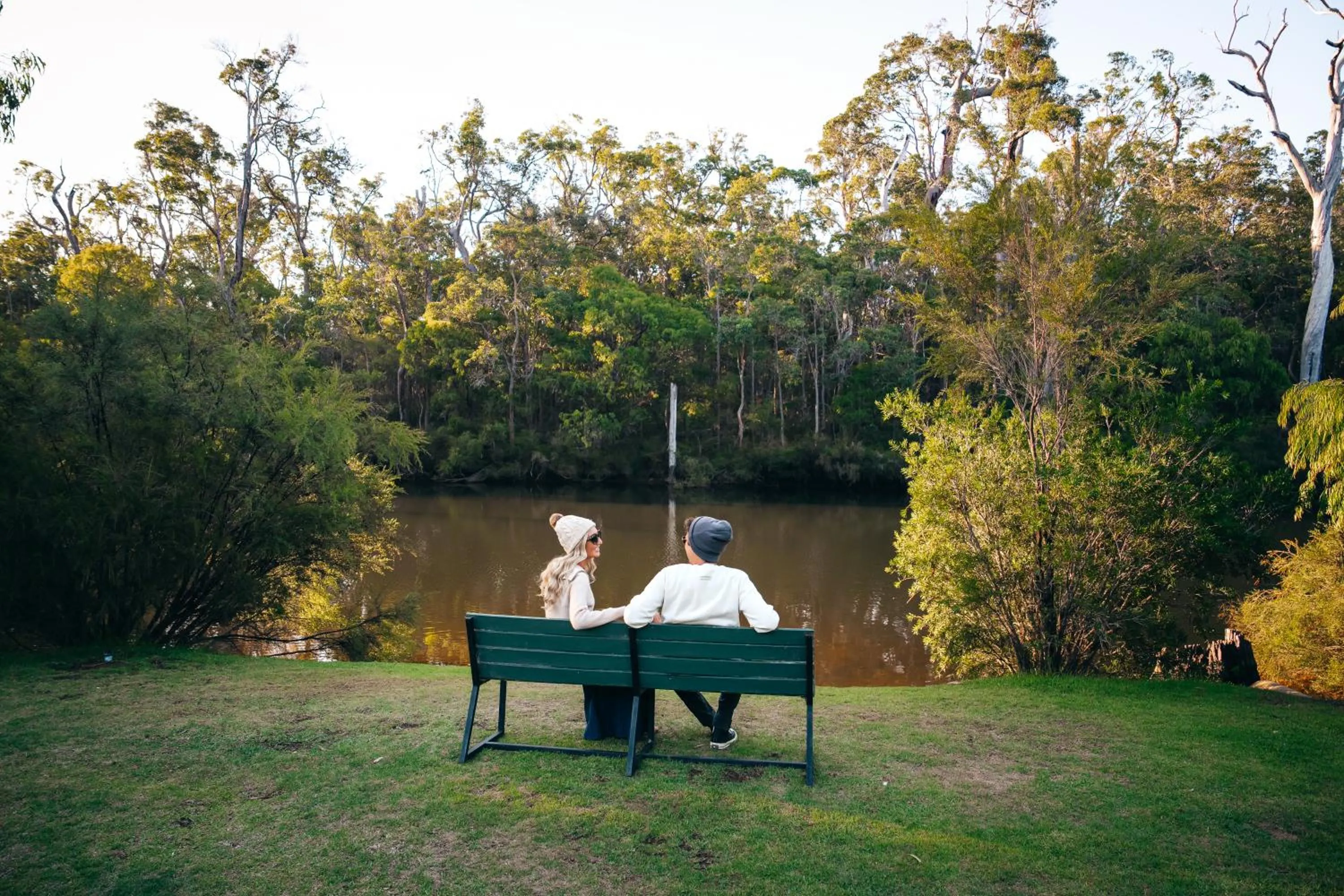Lake view in Riverview Tourist Park