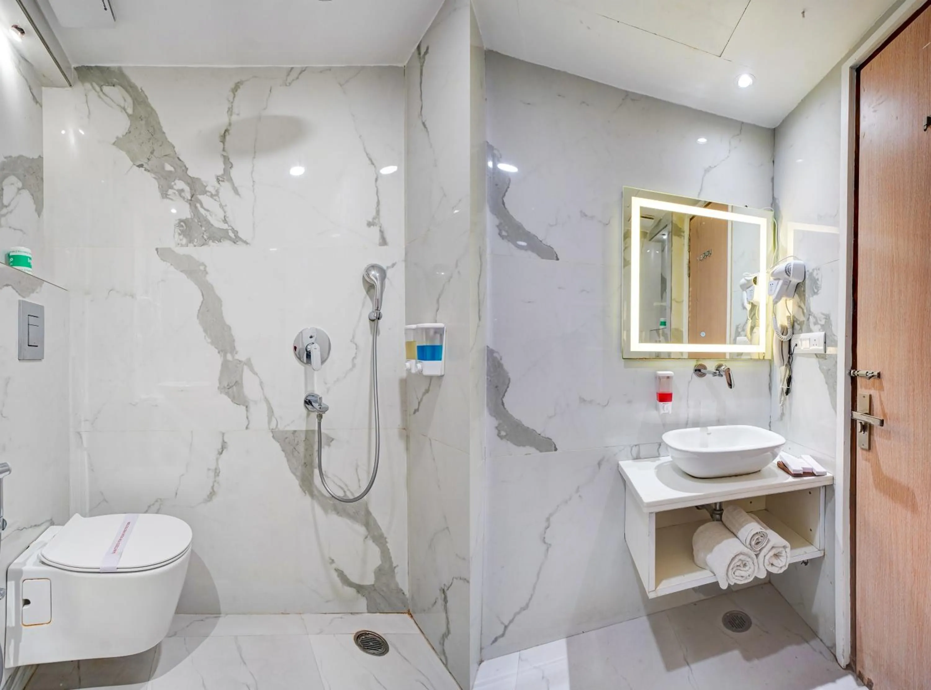 Toilet in Hotel Gold Palace - 03 Mins Walk From New Delhi Railway Station