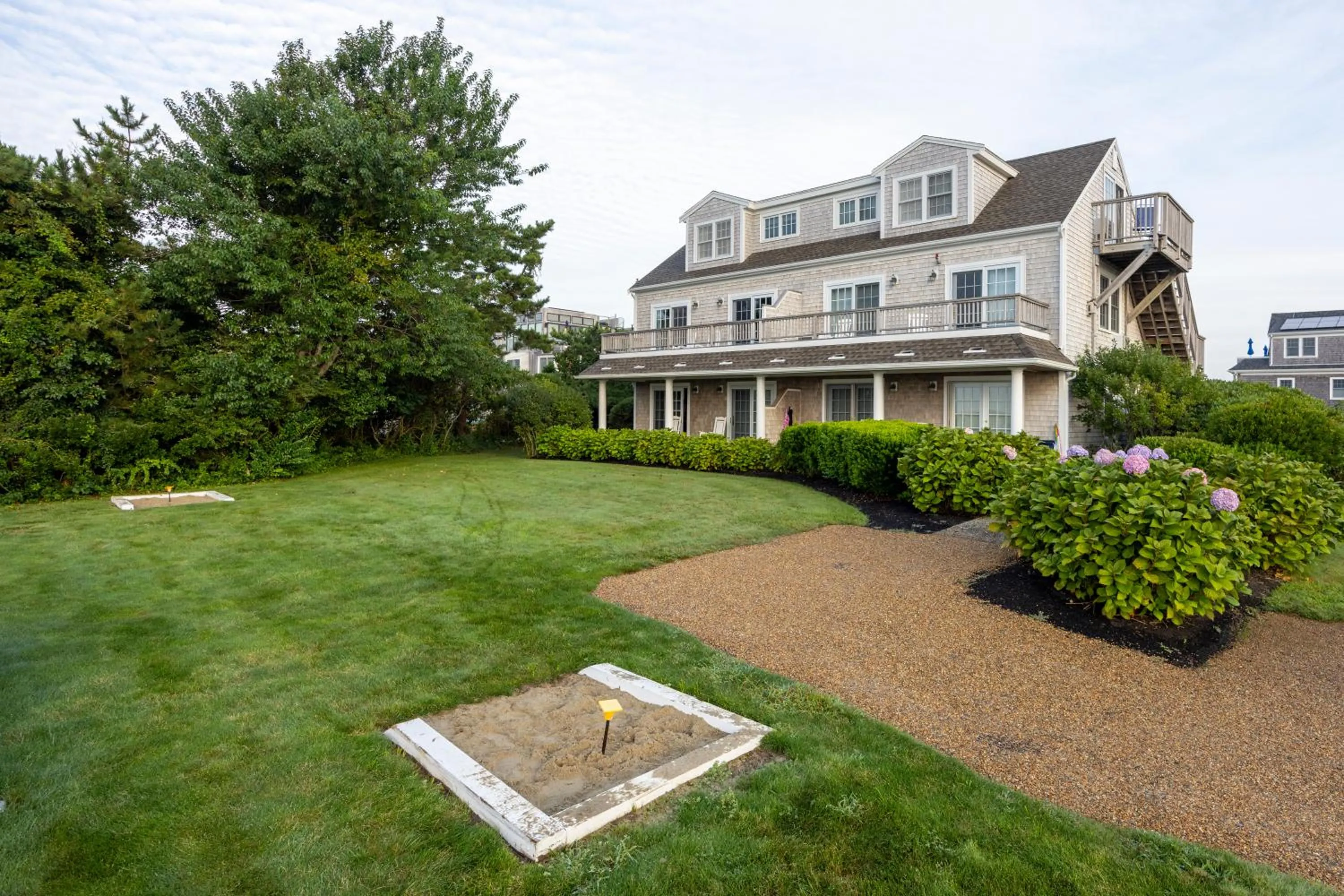 Property building in Beachside Village Resort