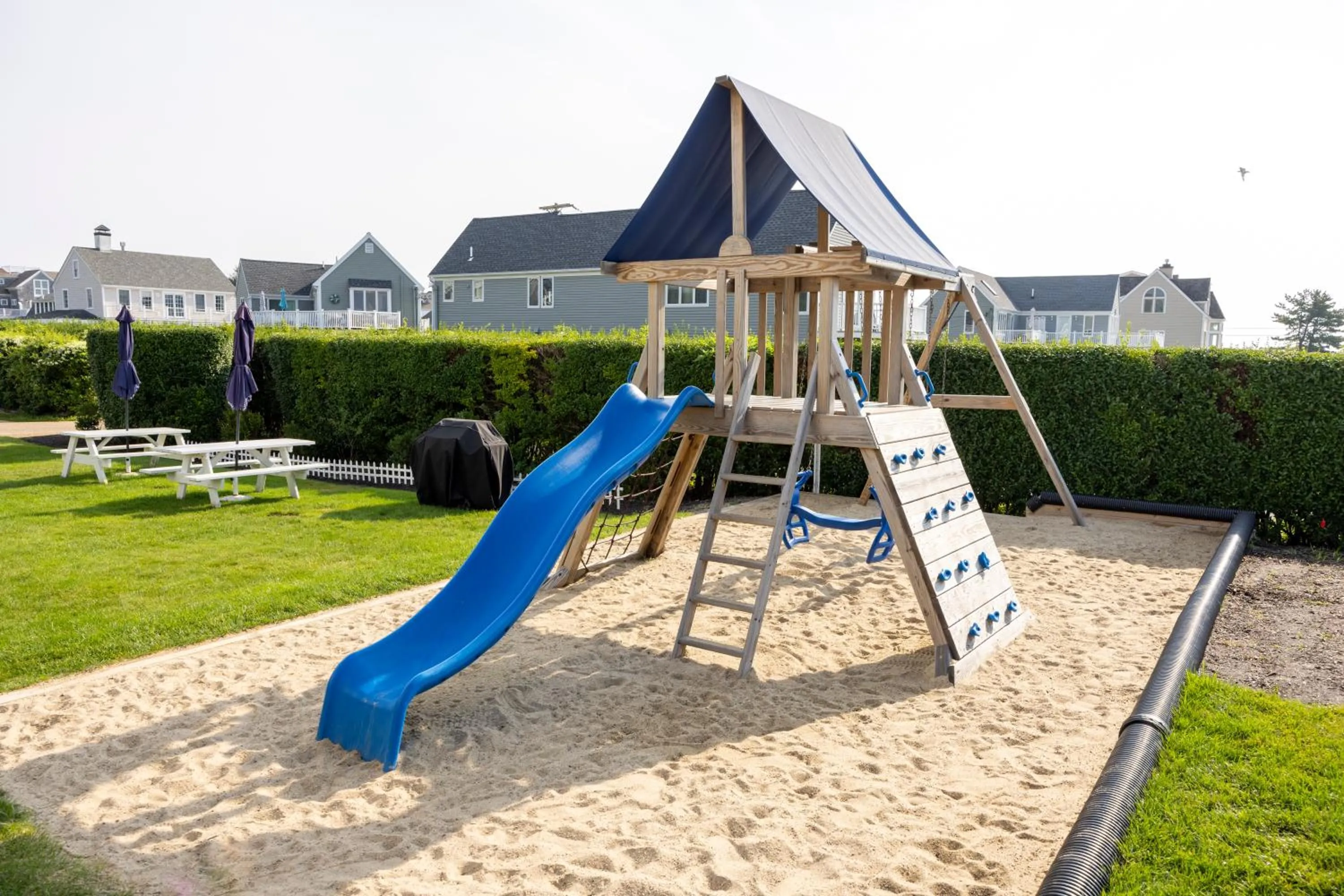 Day in Beachside Village Resort