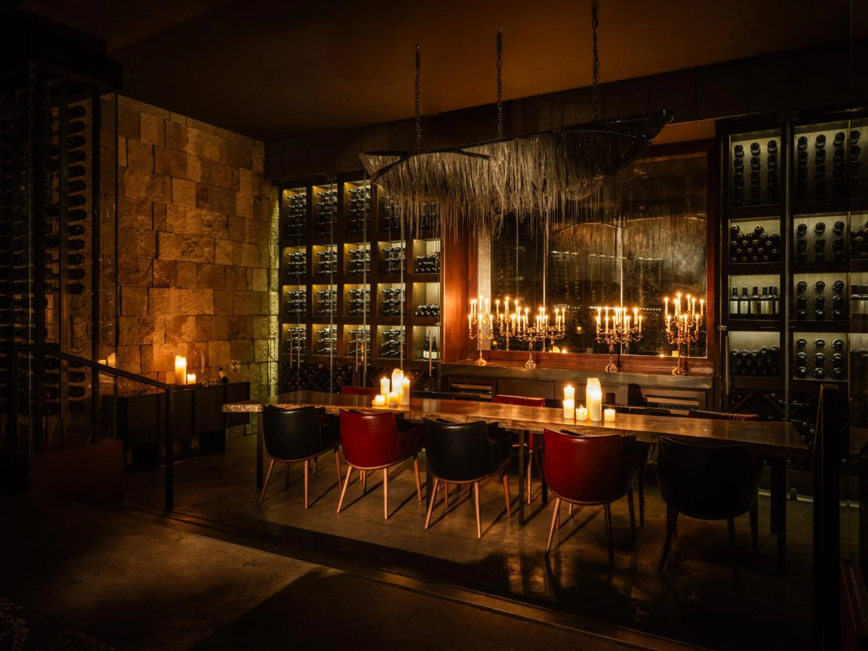 Restaurant/places to eat in Rosewood Abu Dhabi