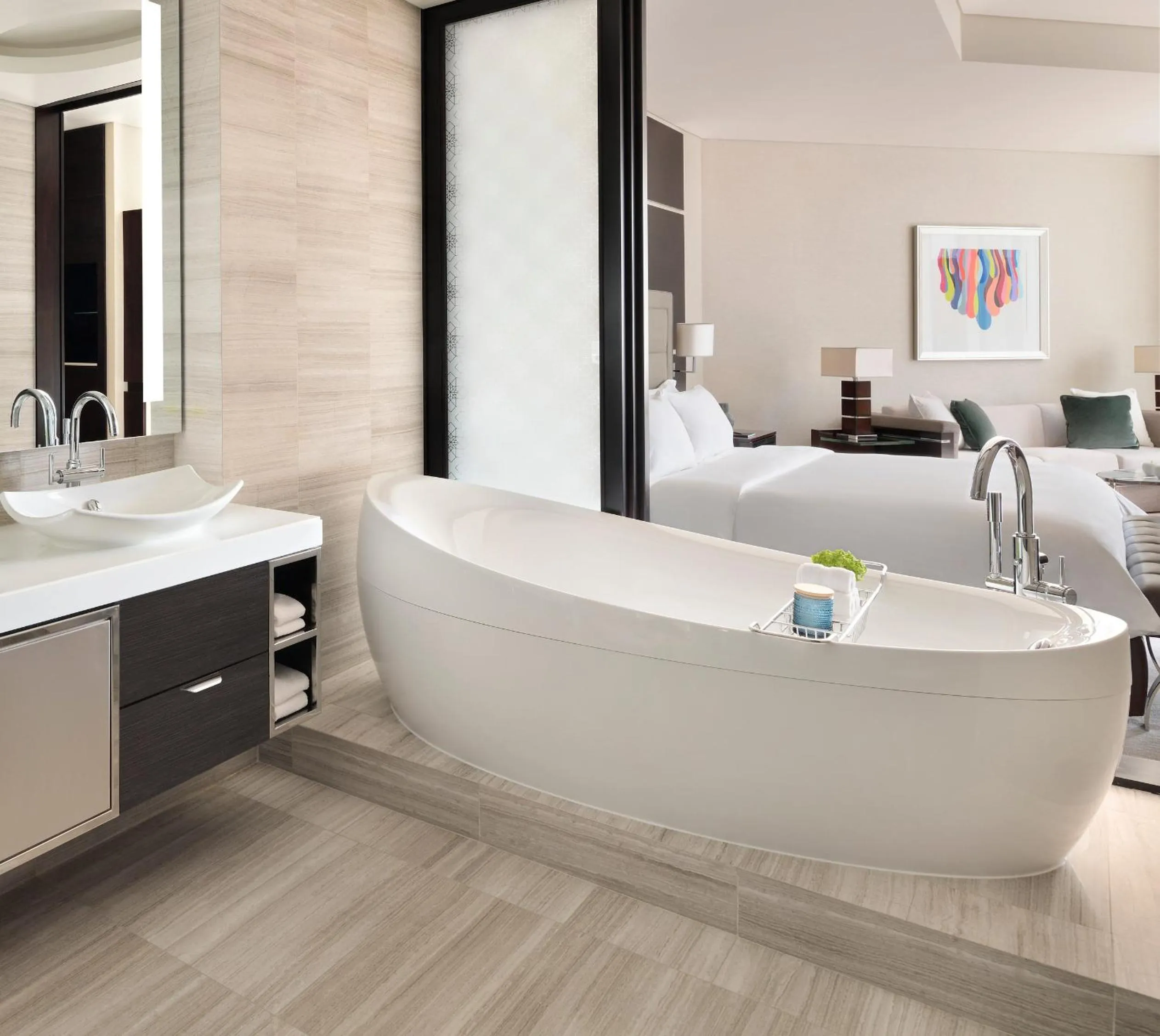 Bathroom, Bed in Rosewood Abu Dhabi