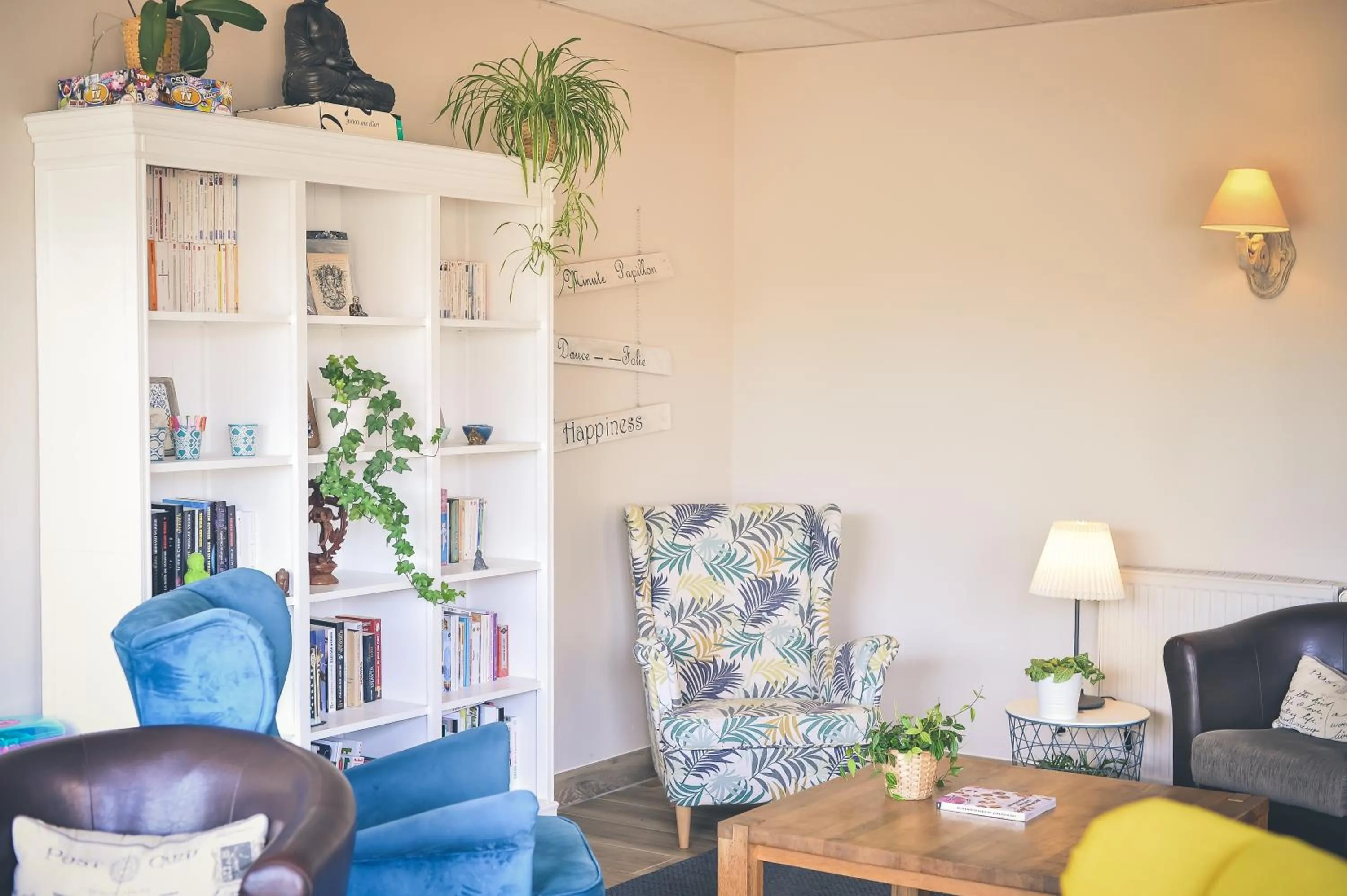 Seating area in Hôtel Le Plaisance