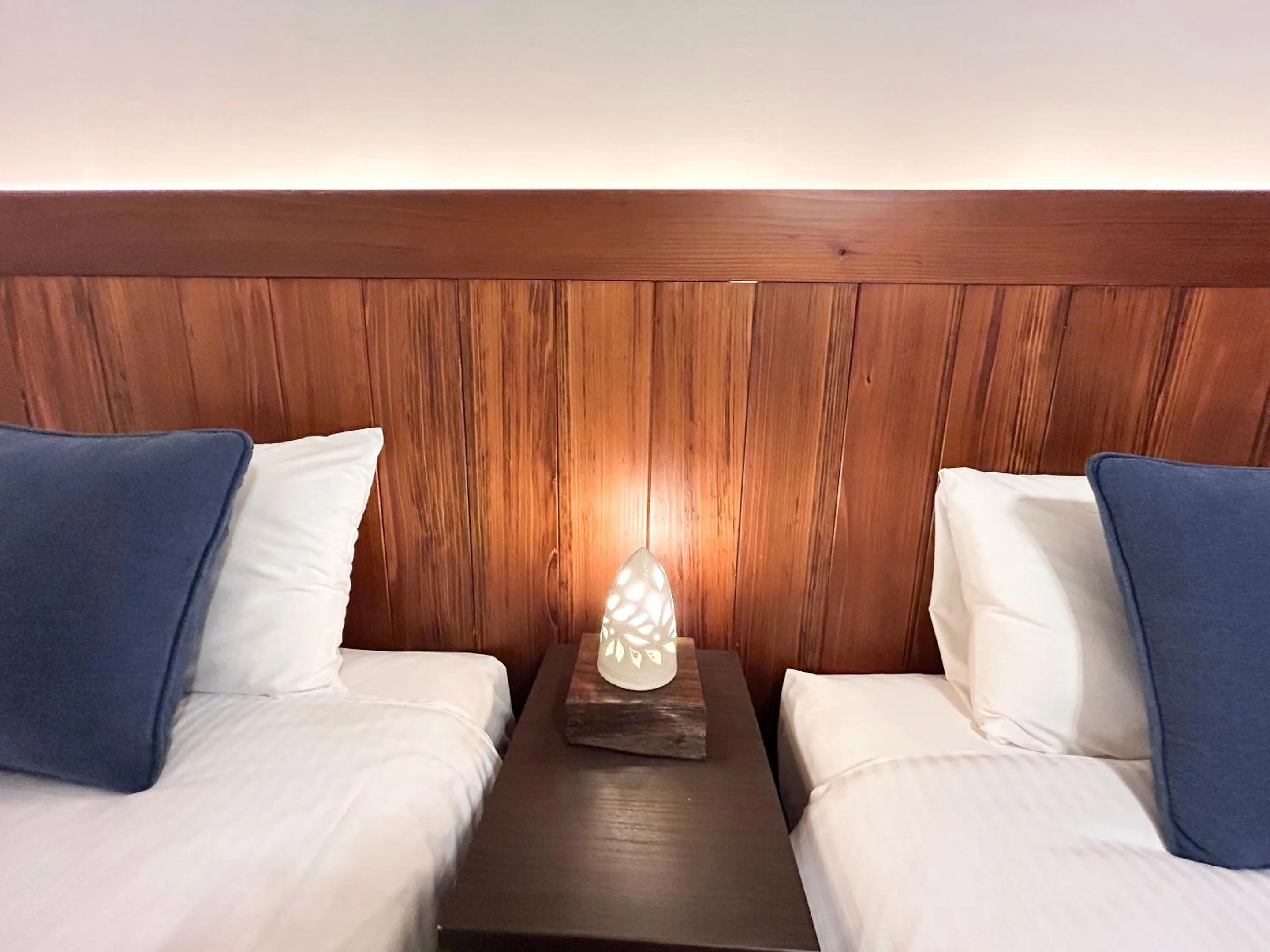 Photo of the whole room in Pension Sunset Beach