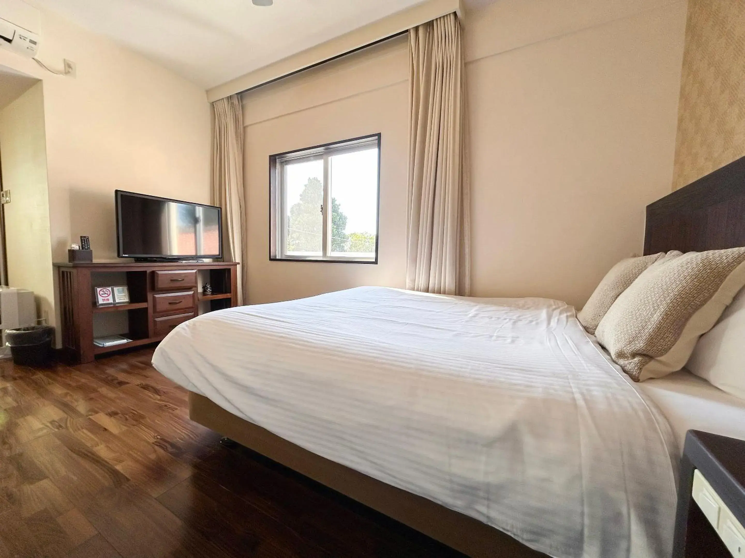 Photo of the whole room in Pension Sunset Beach Photo of the whole room in Pension Sunset Beach