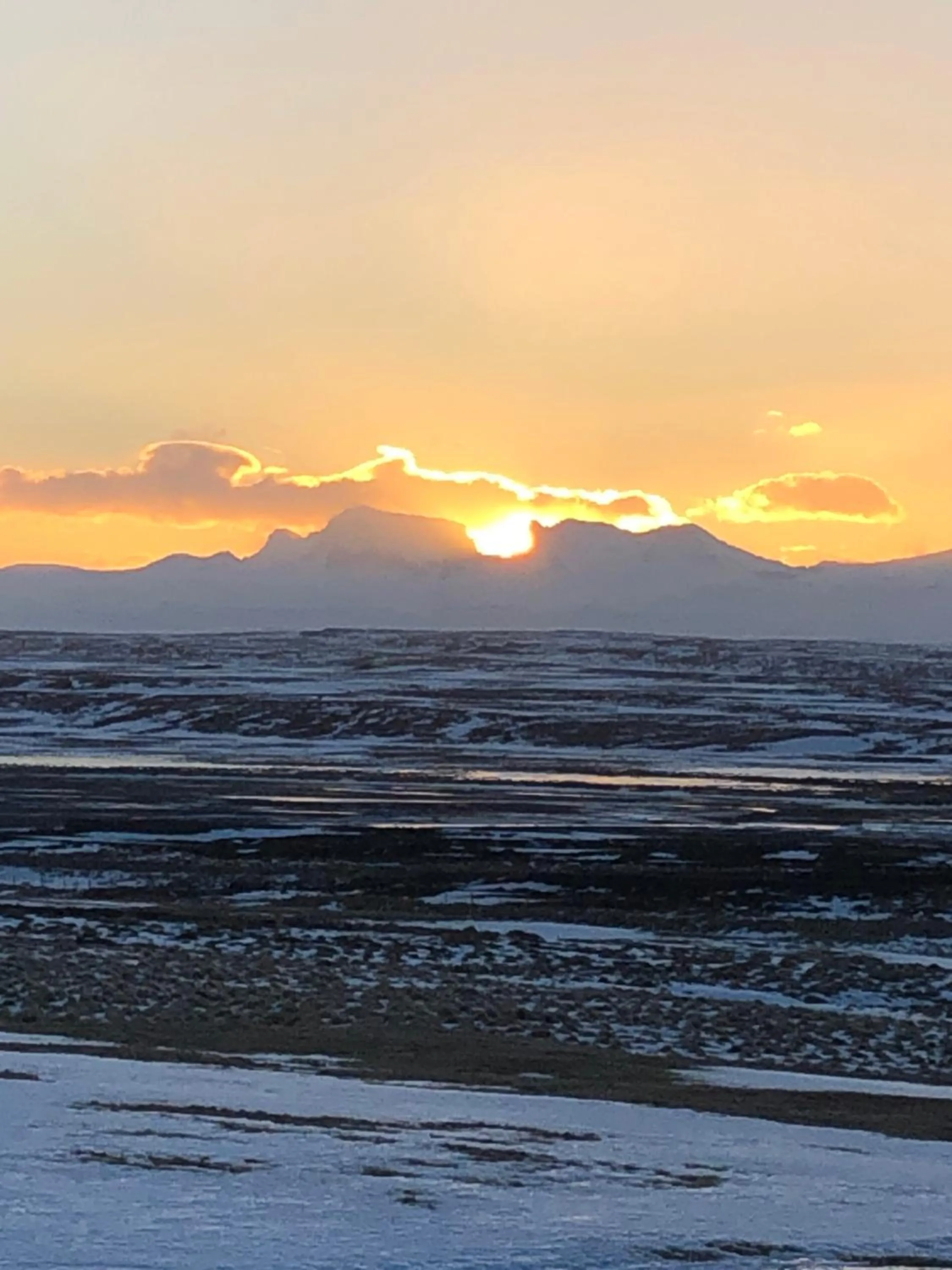 Mountain view in Guesthouse Svartiskógur Egilsstaðir