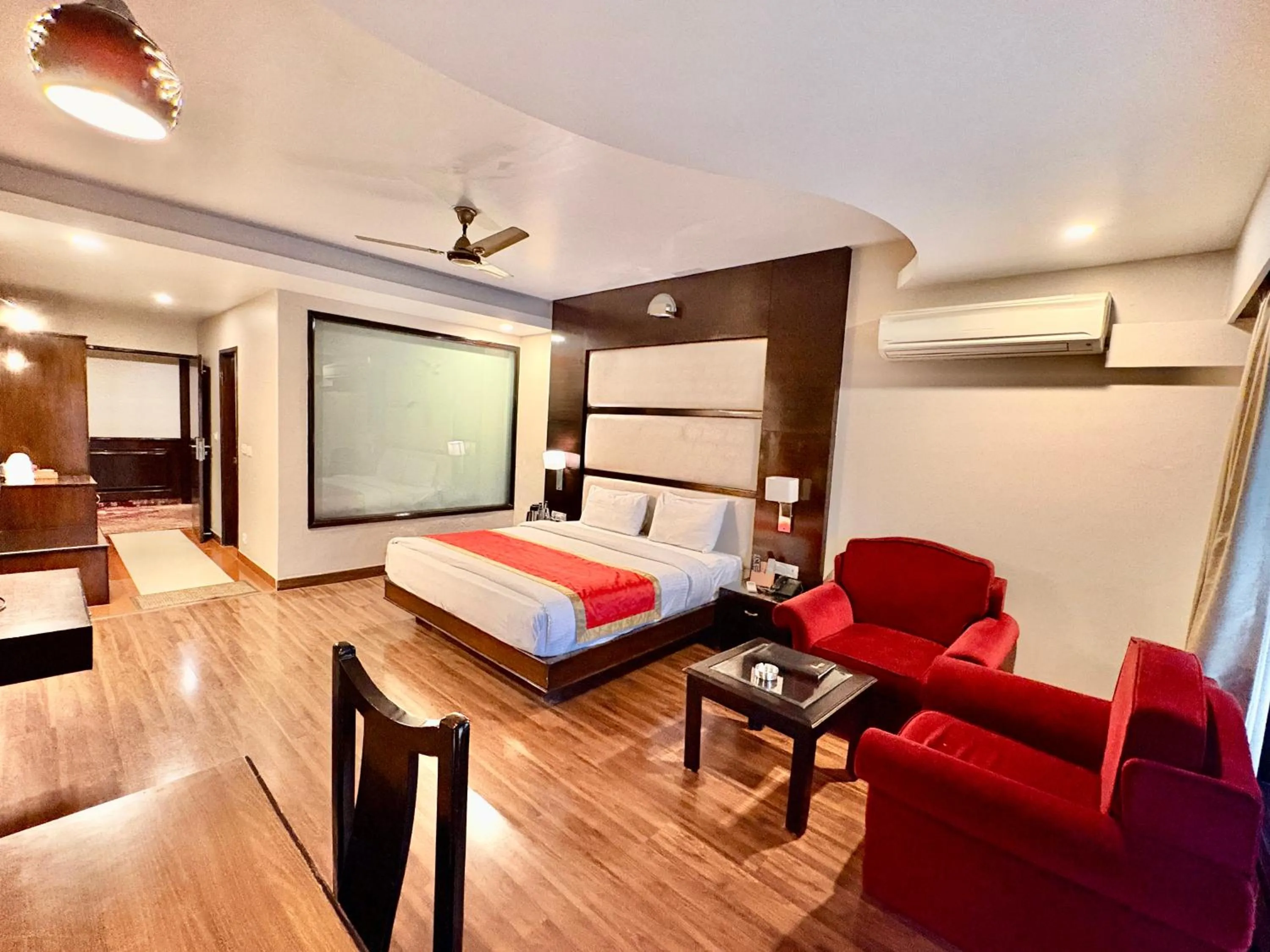 Bedroom, Bed in Indraprastha Resort Dalhousie