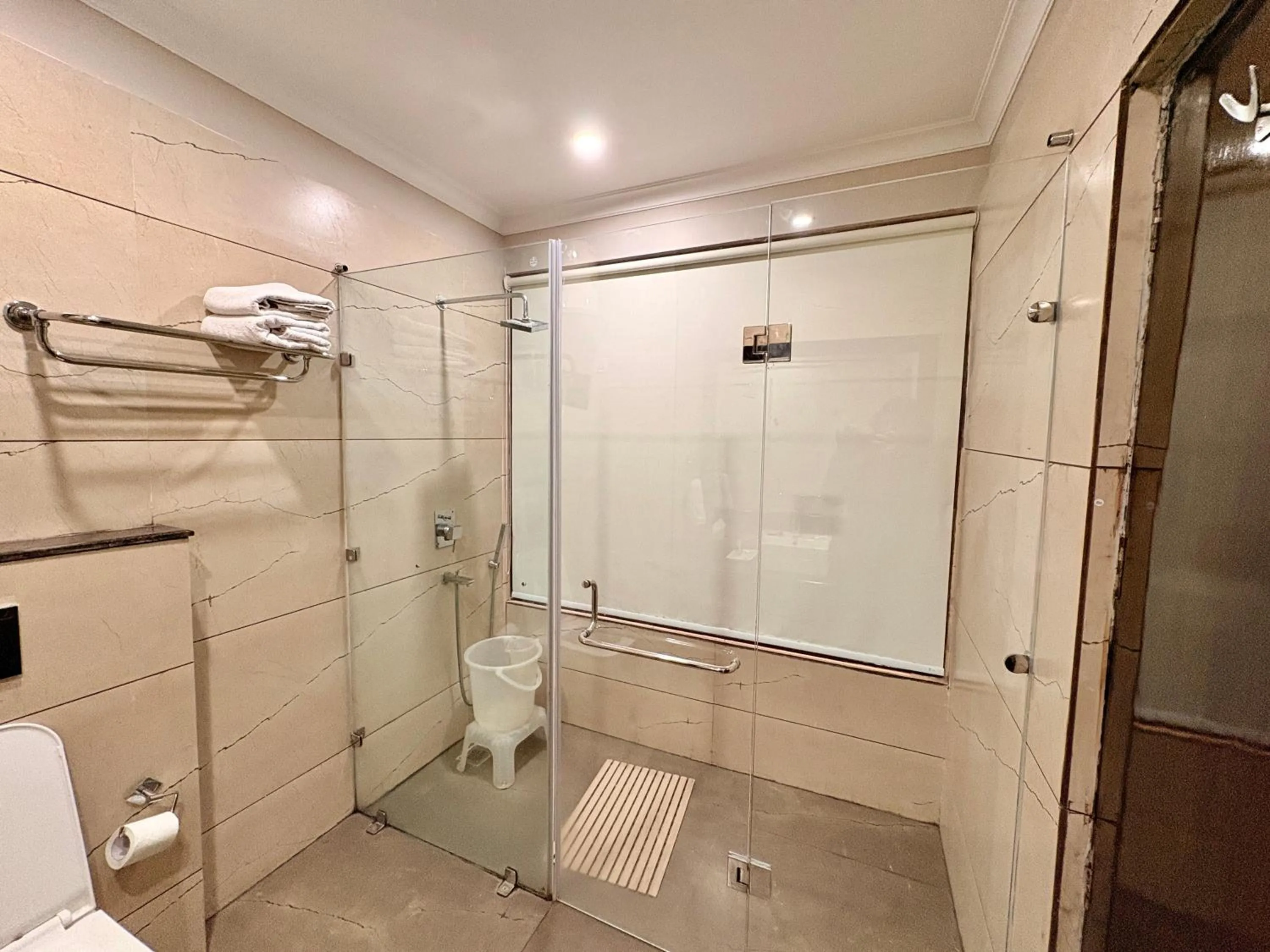 Bathroom in Indraprastha Resort Dalhousie