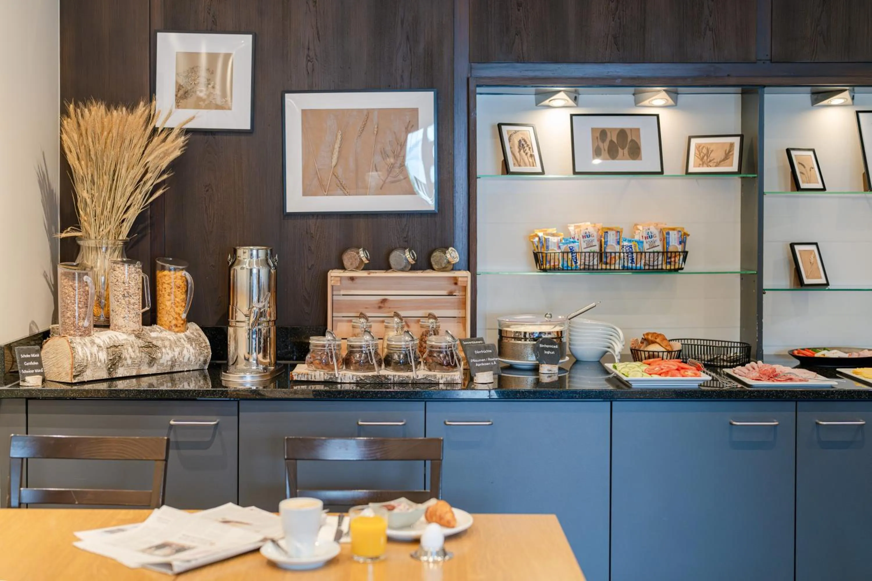 Food and drinks in Boutique Hotel Waldegg - Self-Check-in