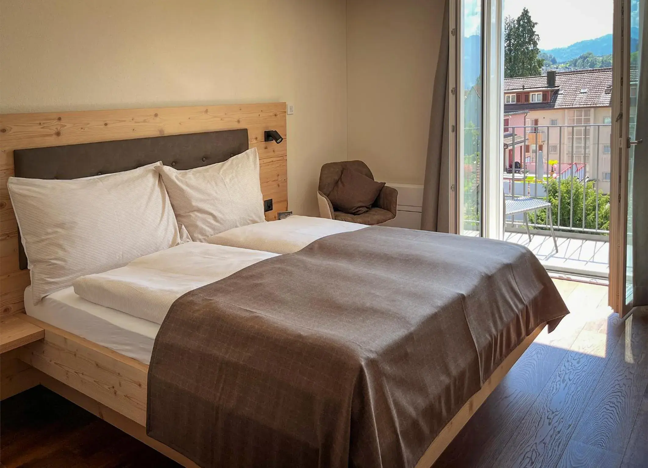 Bed in Gasthaus zur Waldegg Bed in Gasthaus zur Waldegg