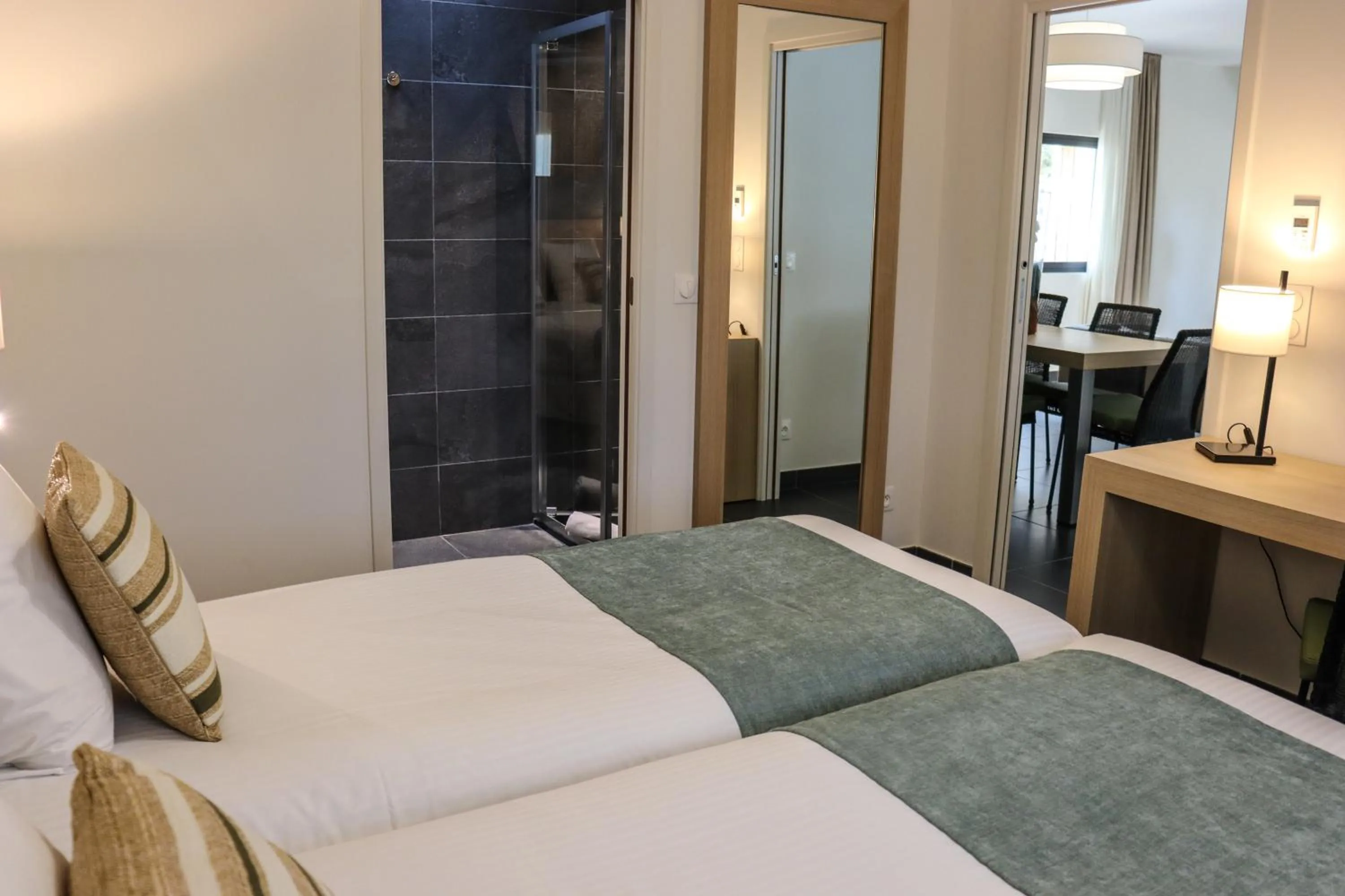 Bed in Hôtel & Lodges Moby Dick