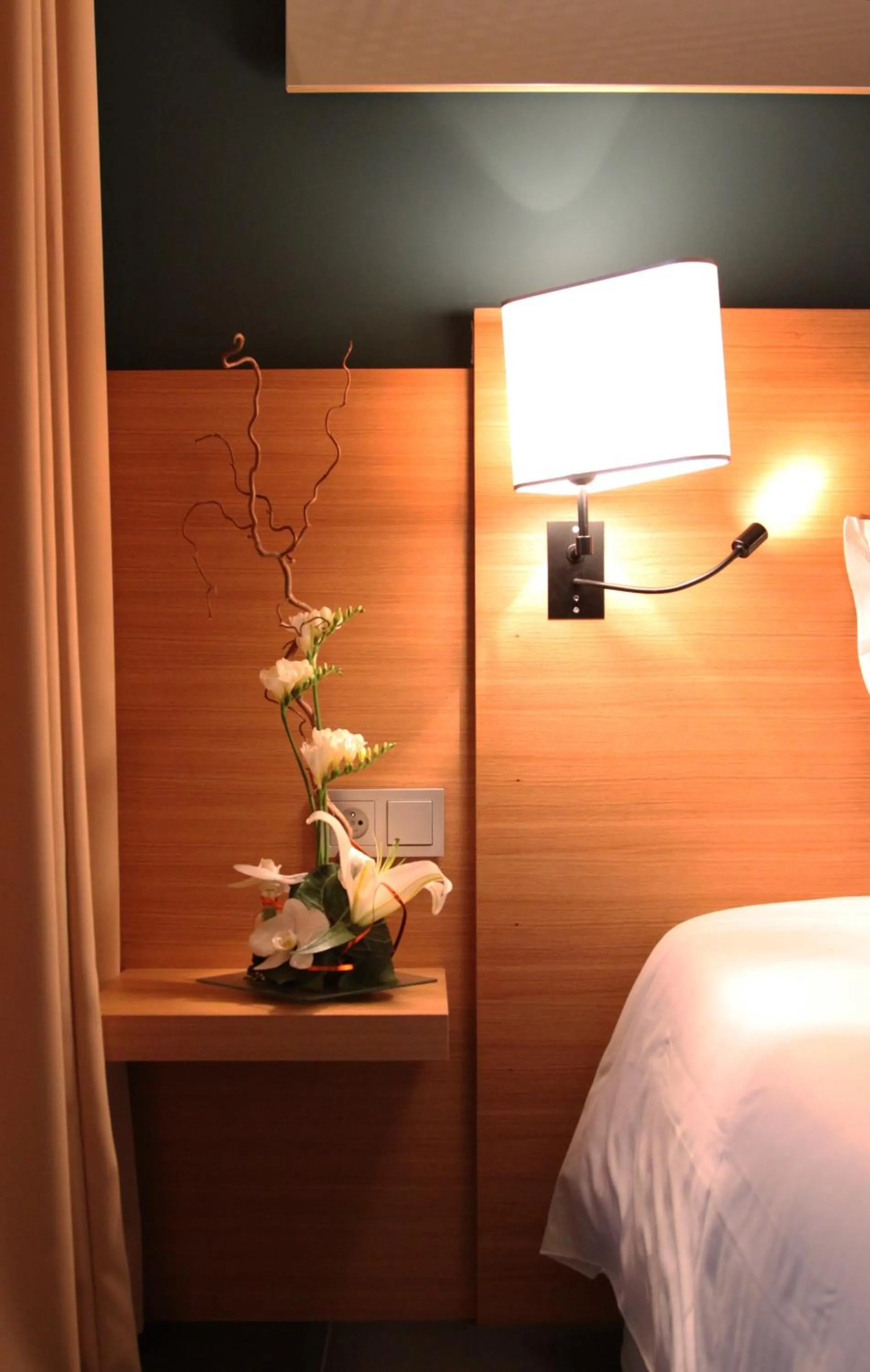 Decorative detail, Bed in Hôtel & Lodges Moby Dick