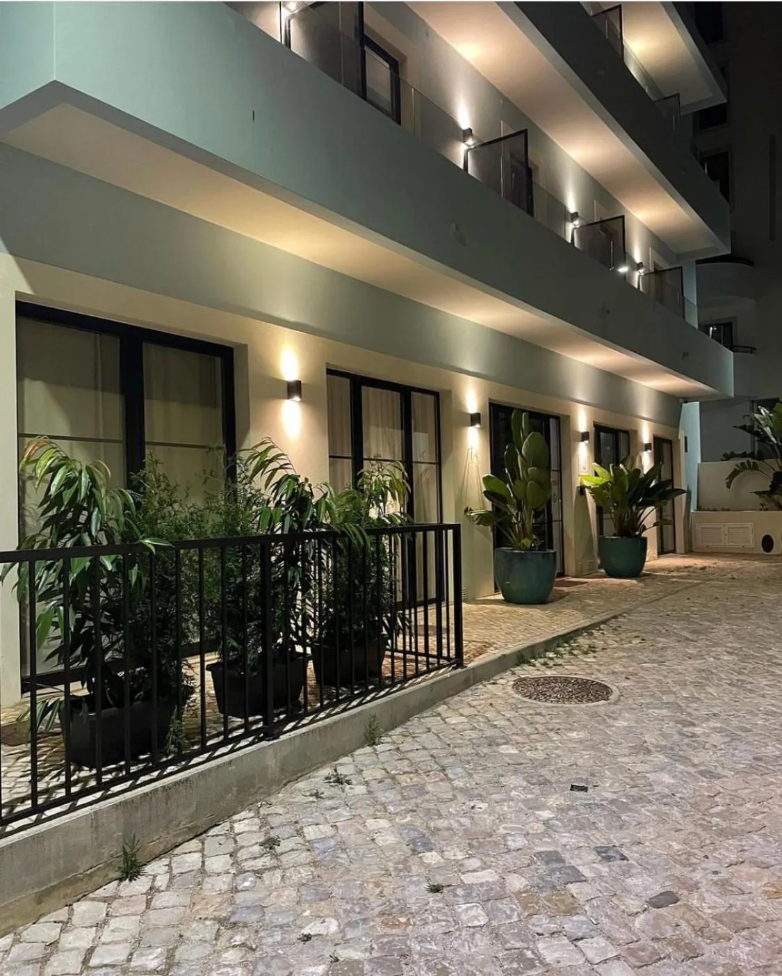 Property building in Marsuites