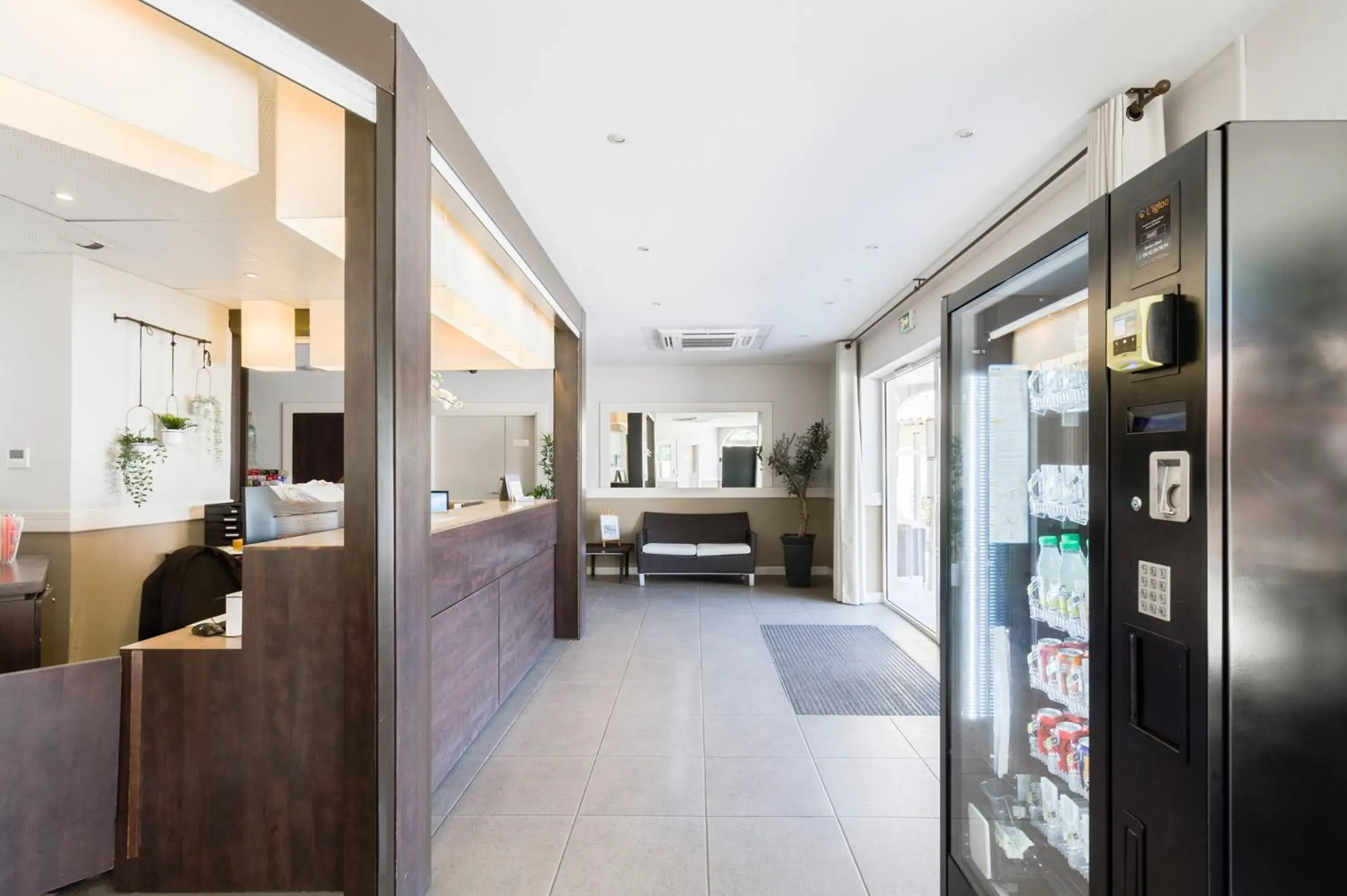 Lobby or reception in Garden & City Aix En Provence - Rousset Lobby or reception in Garden & City Aix En Provence - Rousset