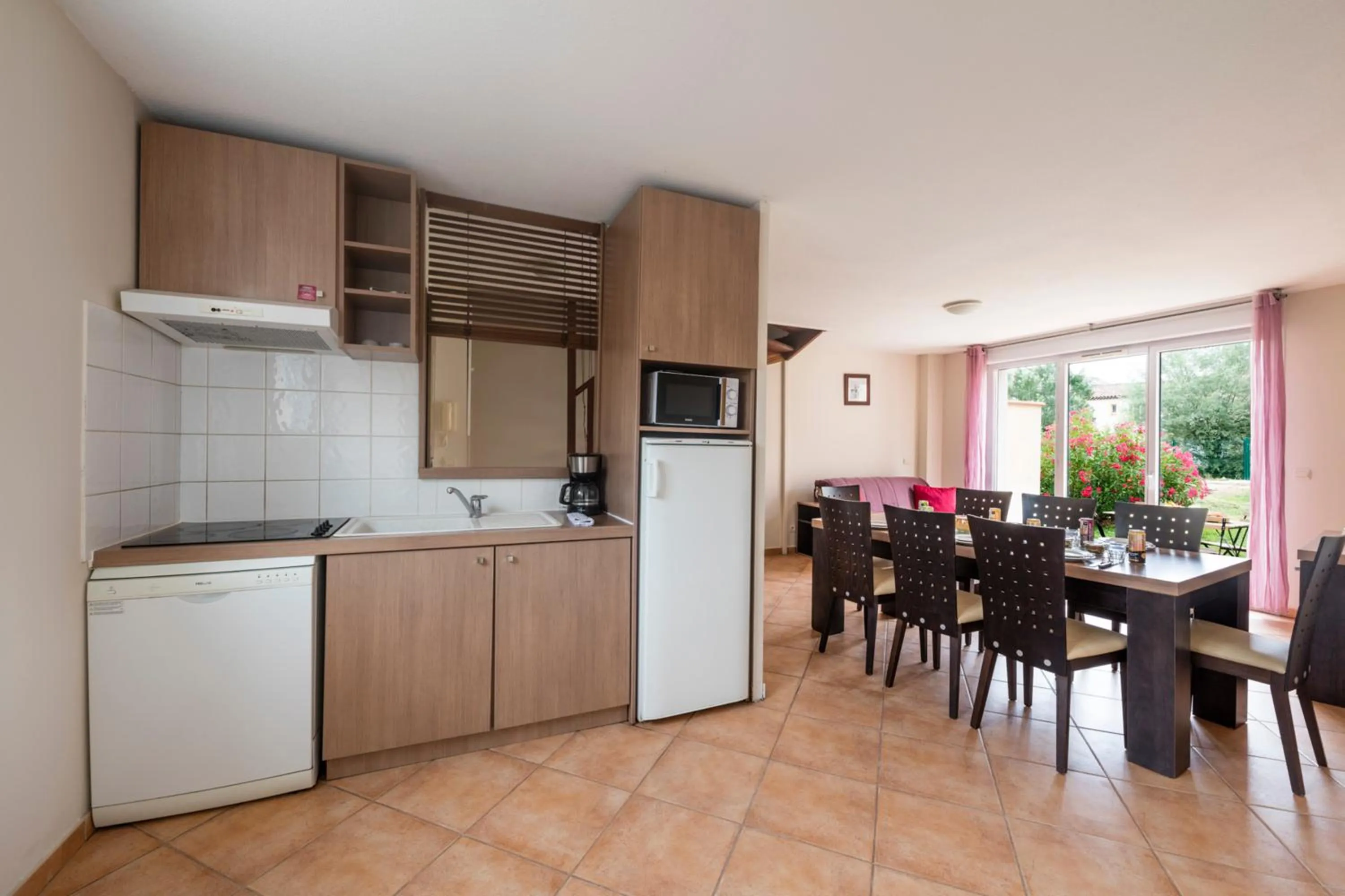 Kitchen or kitchenette in Garden & City Aix En Provence - Rousset
