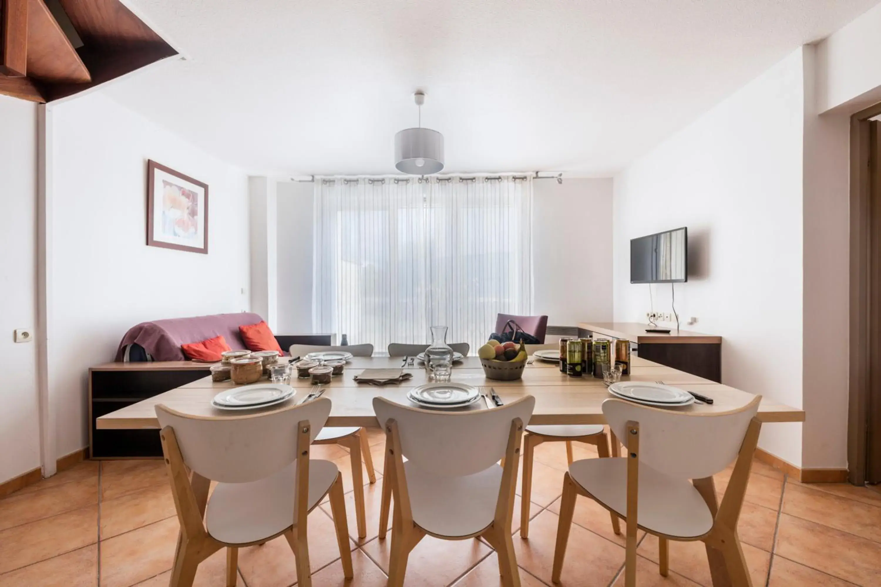 Living room in Garden & City Aix En Provence - Rousset Living room in Garden & City Aix En Provence - Rousset