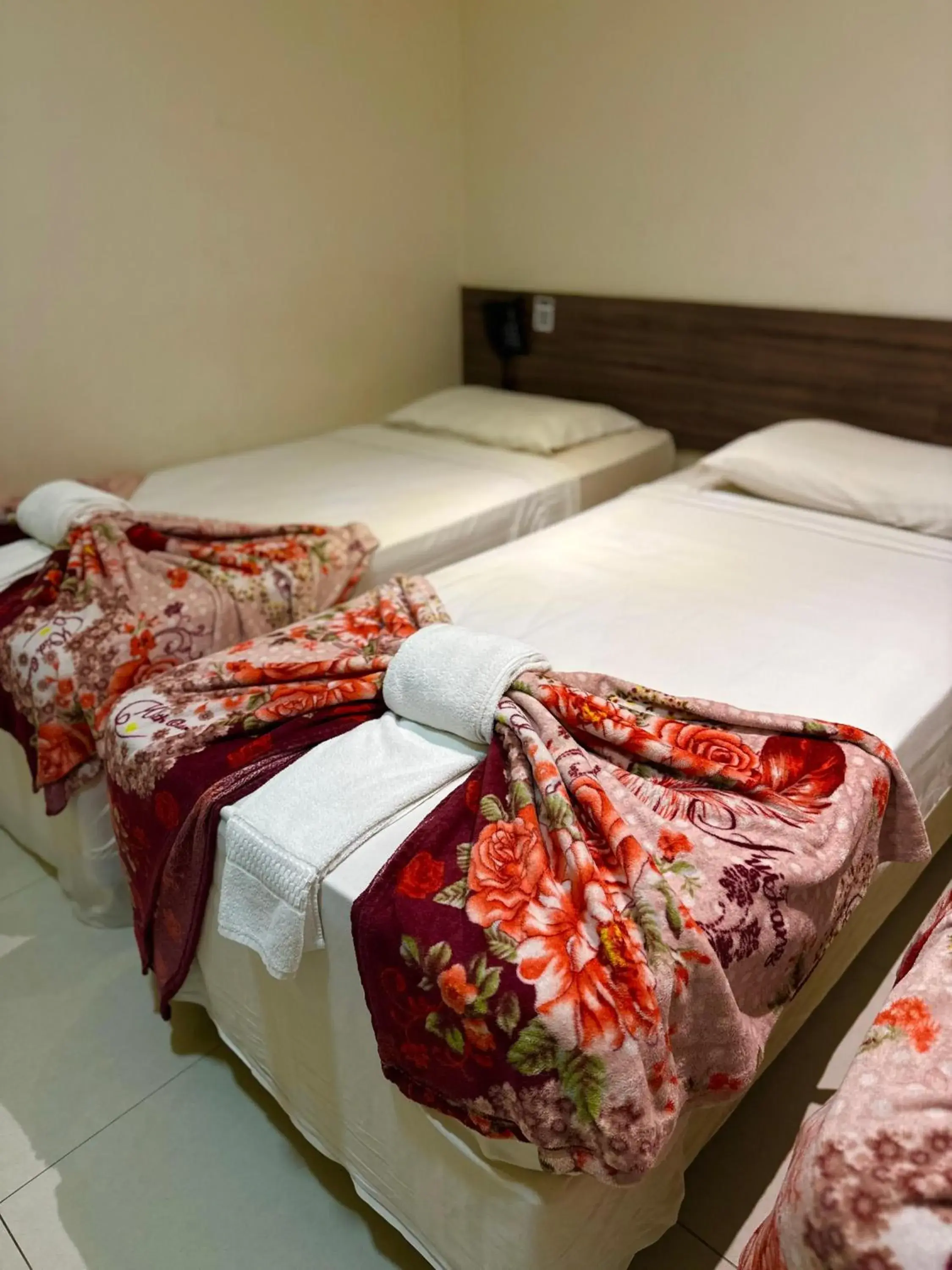 Single Room - single occupancy in Angra Praia Hotel Single Room - single occupancy in Angra Praia Hotel