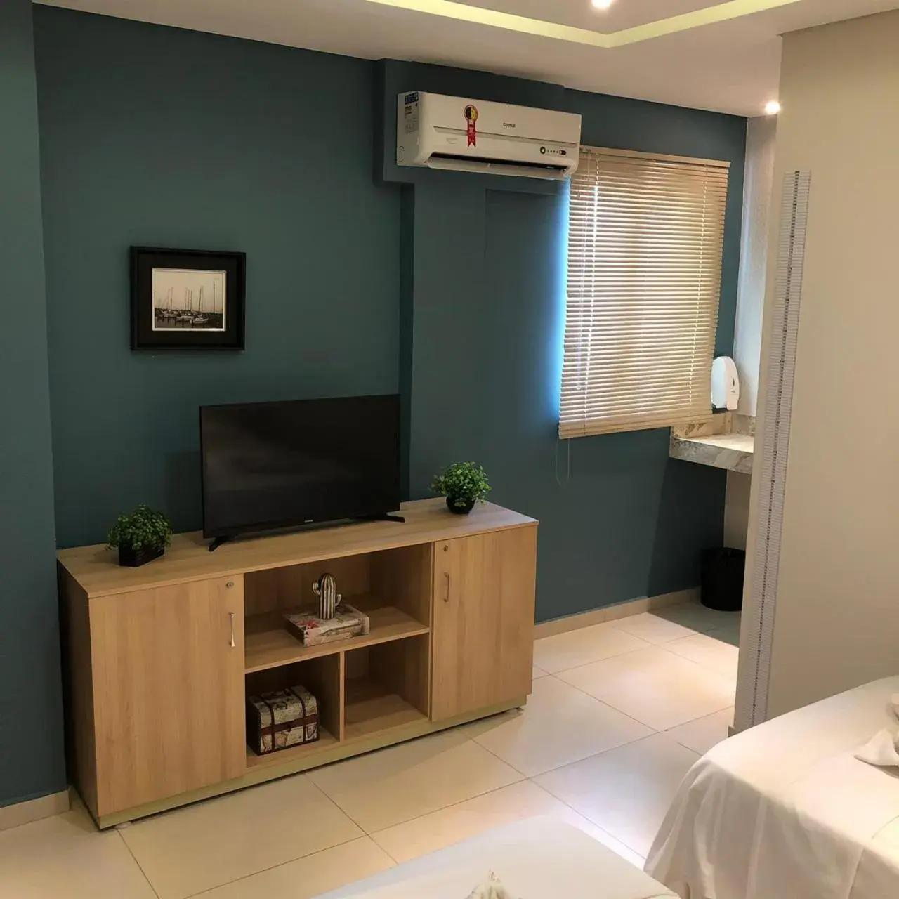 Bed in Angra Praia Hotel Bed in Angra Praia Hotel