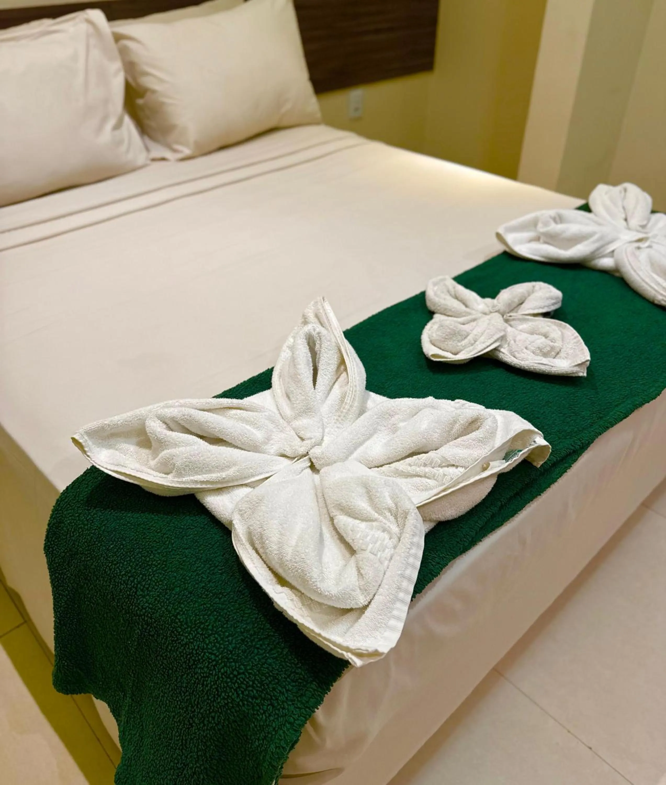 Bed in Angra Praia Hotel