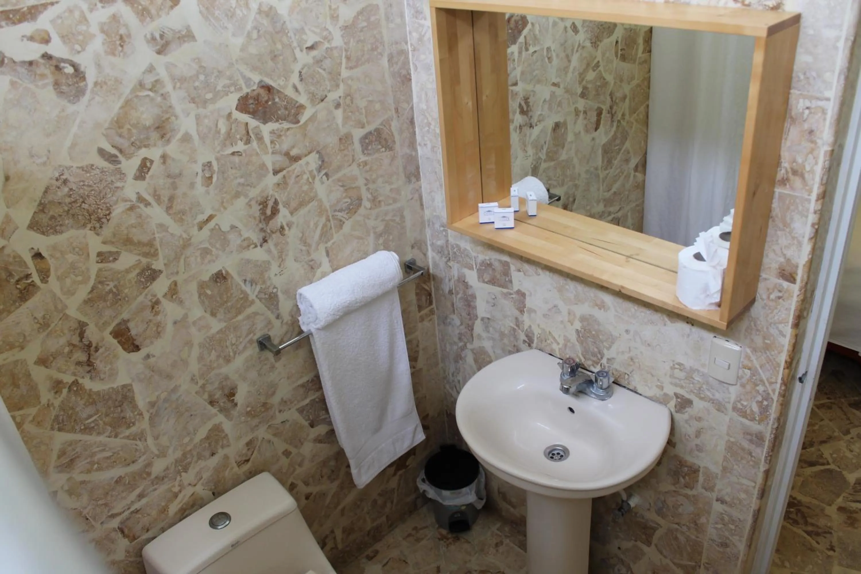 Toilet in Hotel Magic Tropical