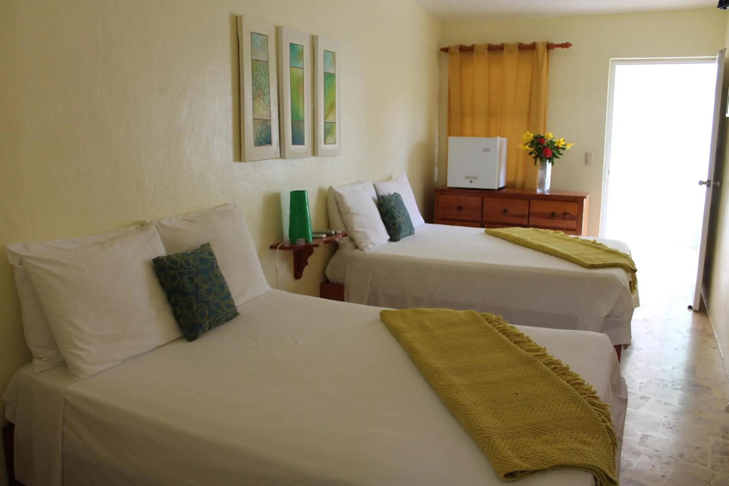 Double or Twin Room with Bathroom - single occupancy in Hotel Magic Tropical Double or Twin Room with Bathroom - single occupancy in Hotel Magic Tropical