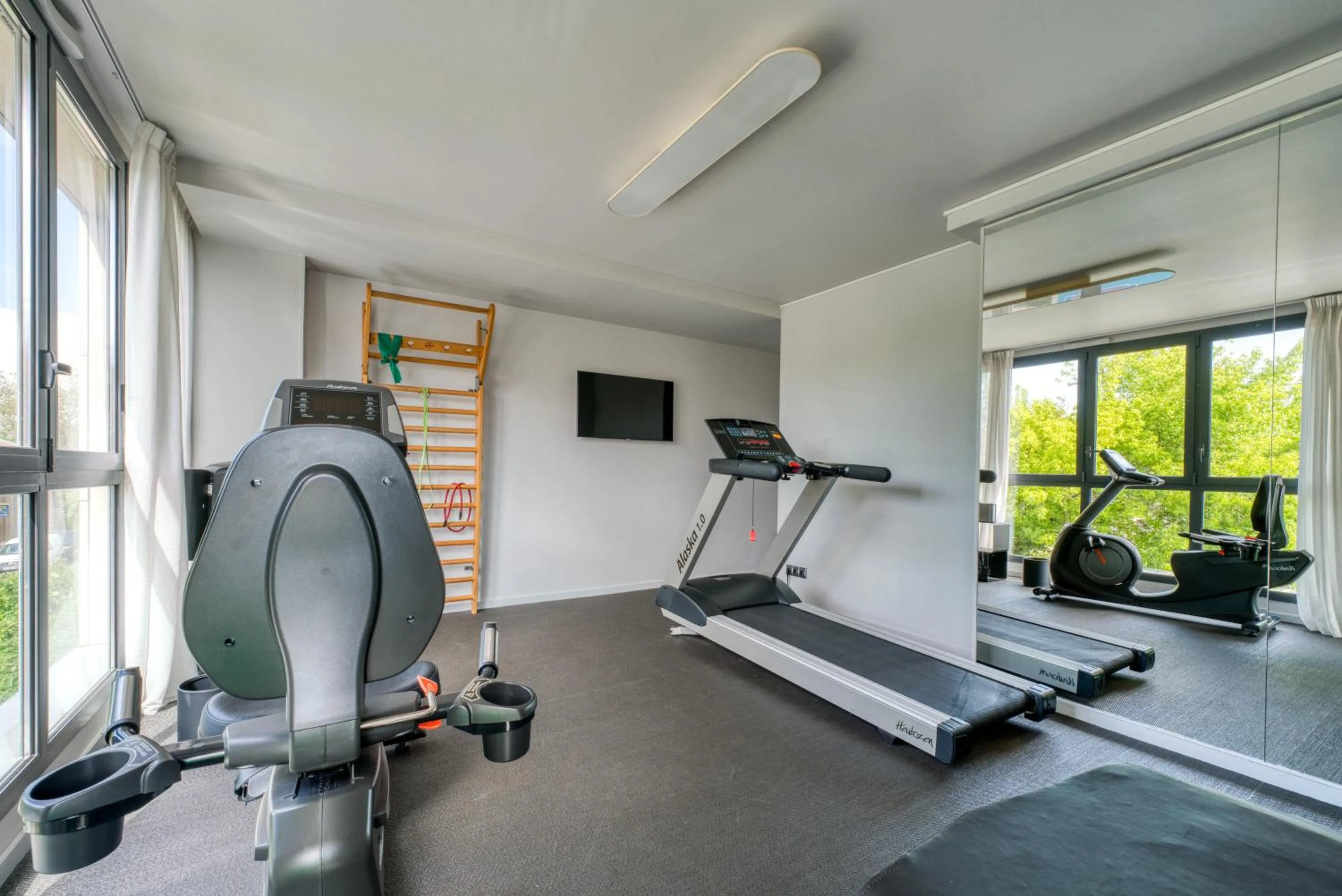 Fitness centre/facilities in Best Western Premier Le Masq Hotel