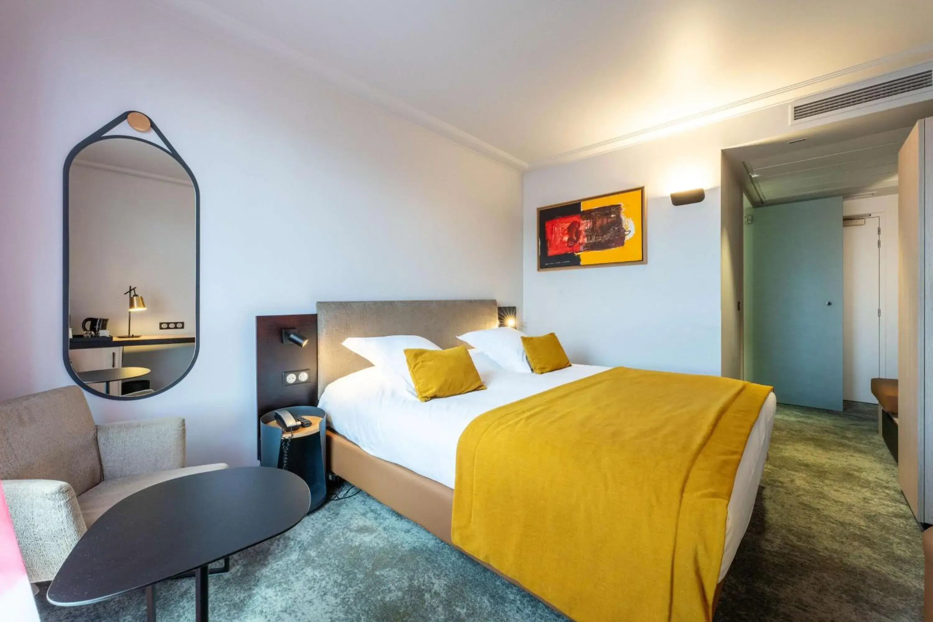 Bedroom, Bed in Best Western Premier Le Masq Hotel Bedroom, Bed in Best Western Premier Le Masq Hotel