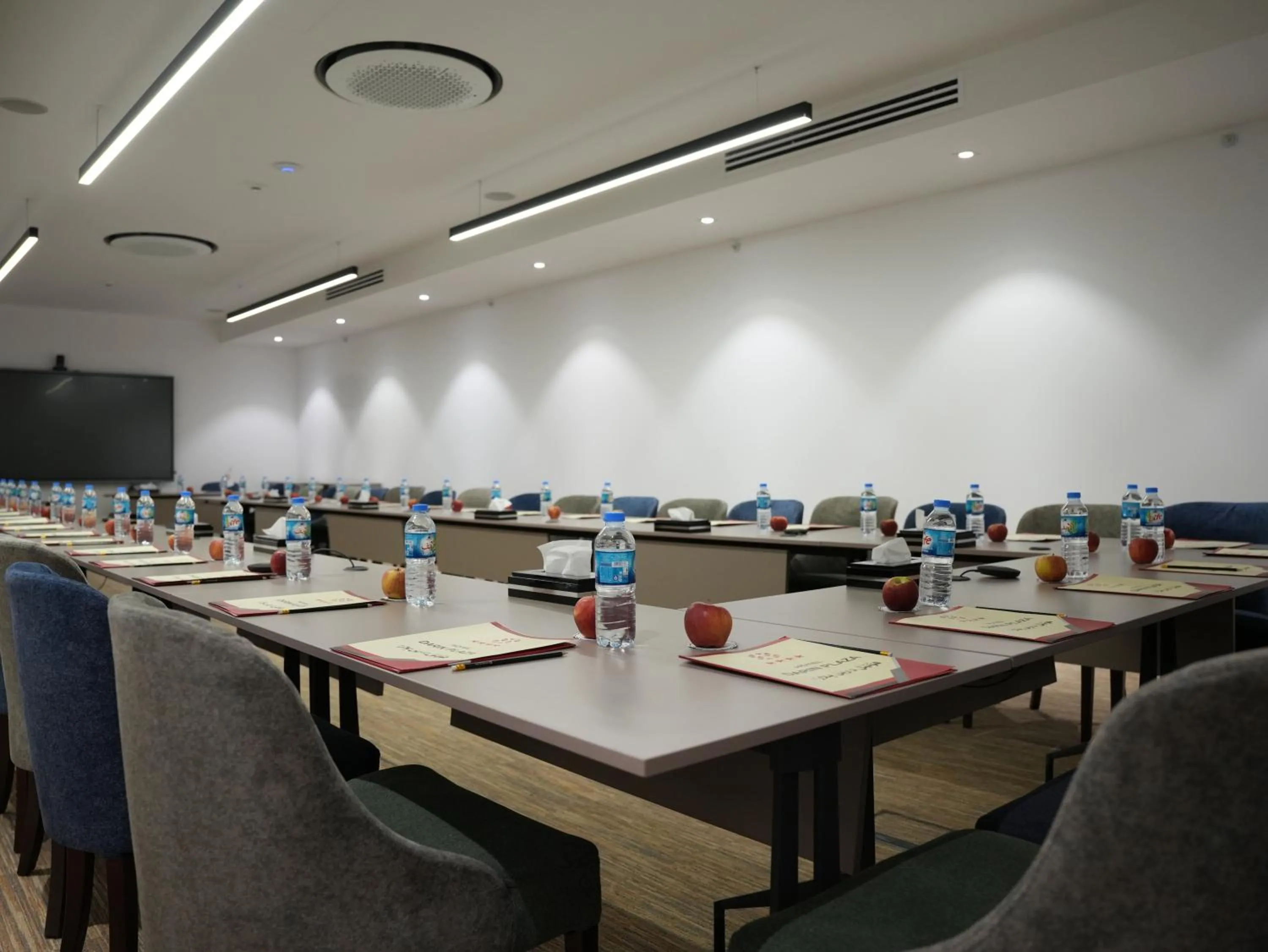 Meeting/conference room in Darin Plaza Hotel