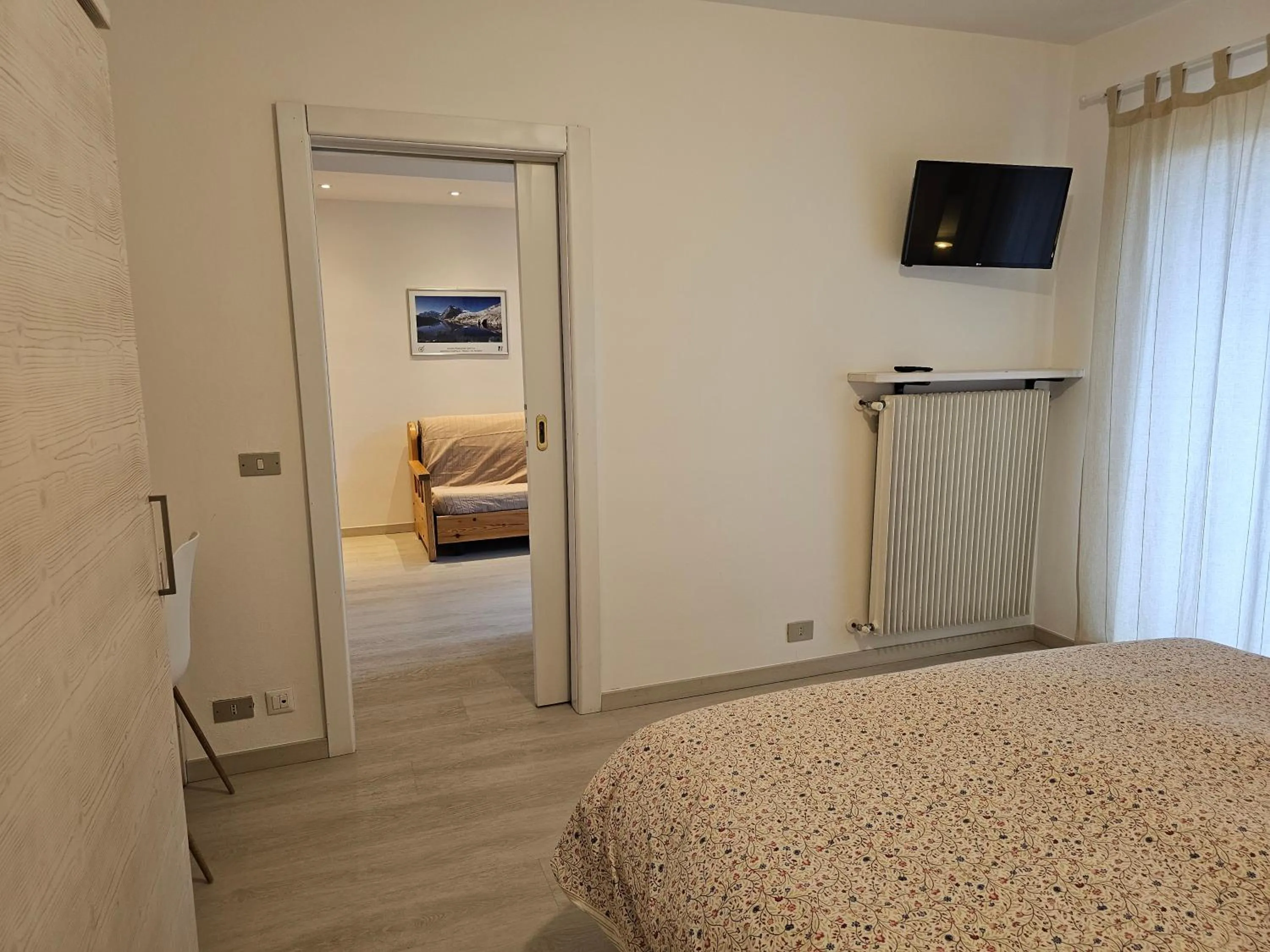 Decorative detail, Bed in Garni San Lorenzo