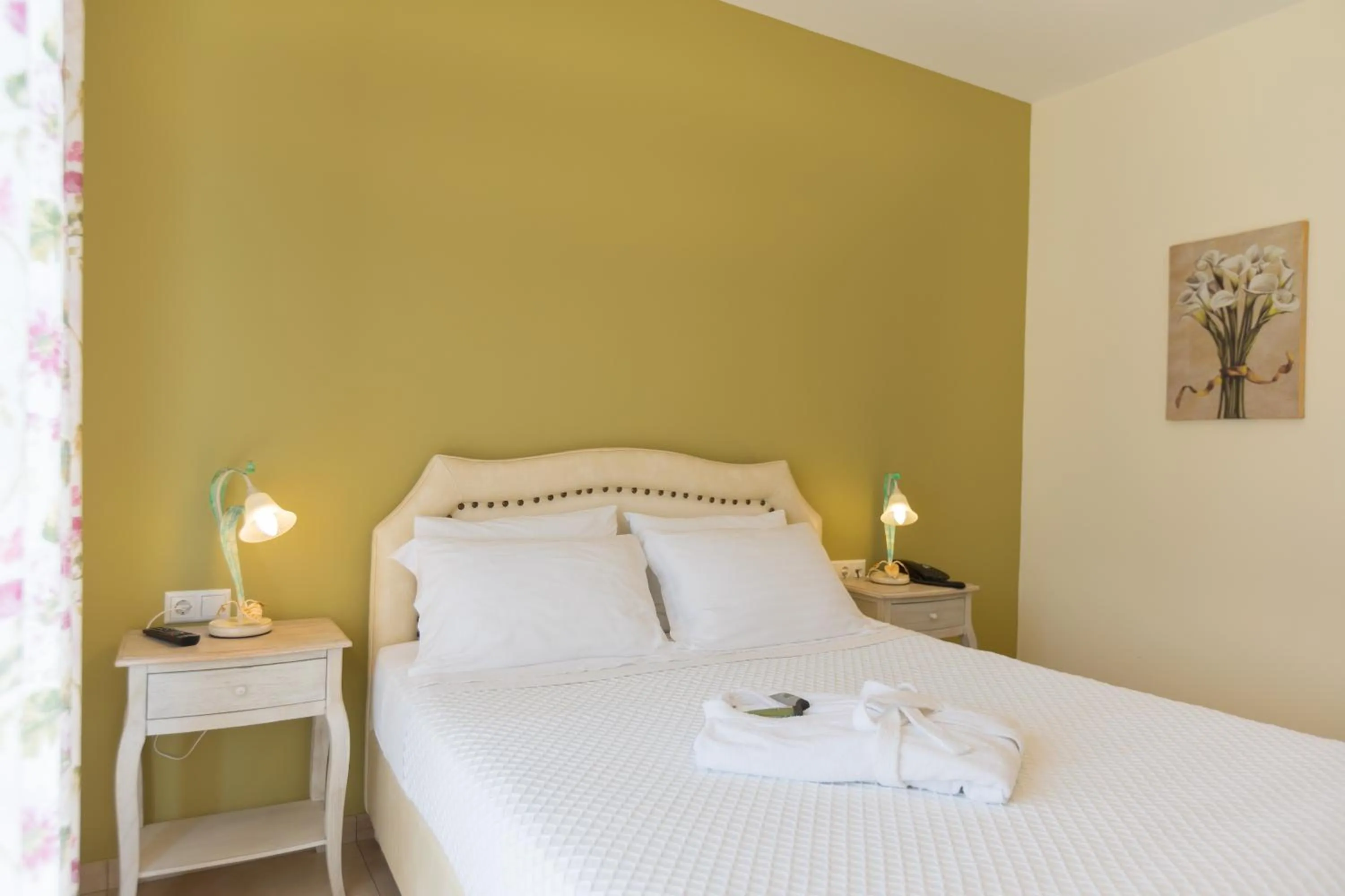 Bedroom, Bed in Elafonisos Resort