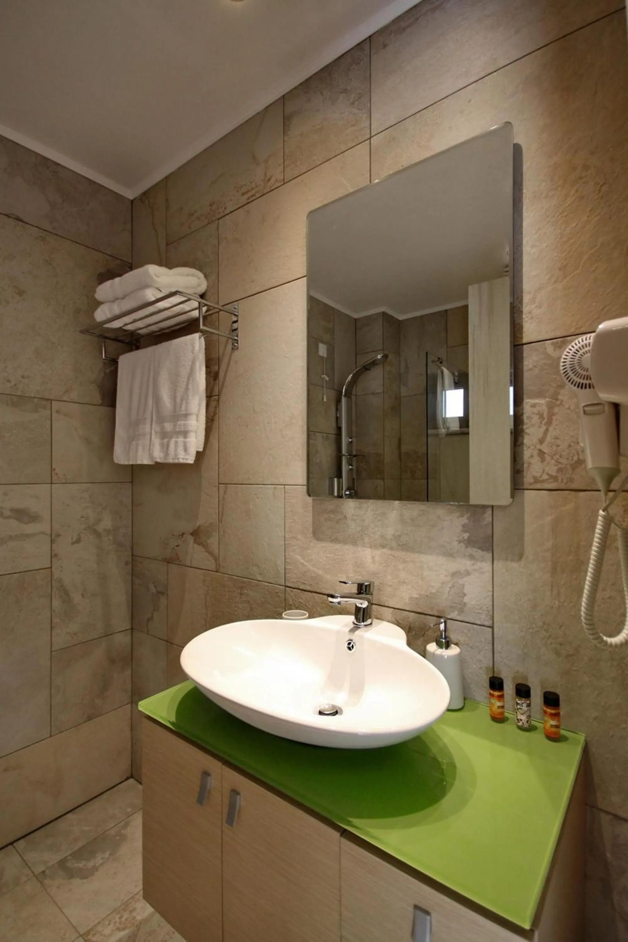 Bathroom in Elafonisos Resort