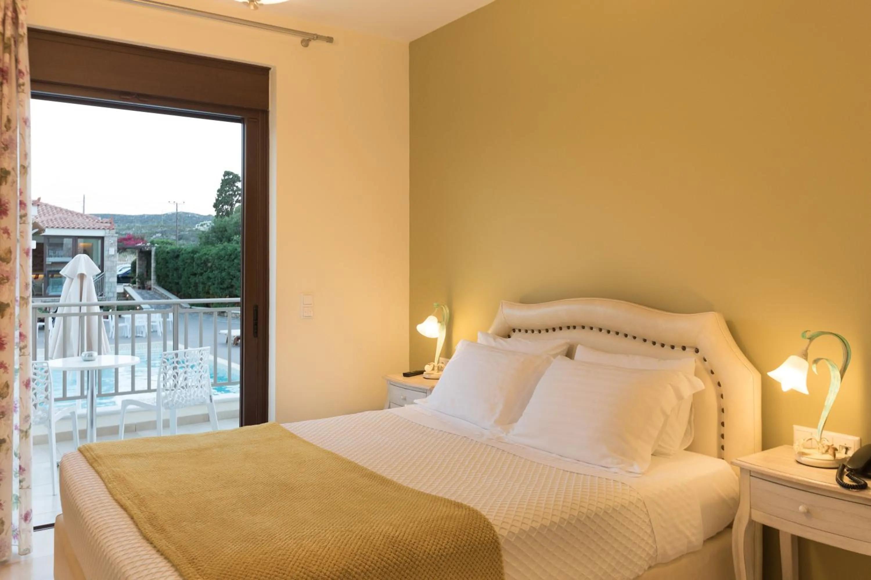 Balcony/Terrace, Bed in Elafonisos Resort