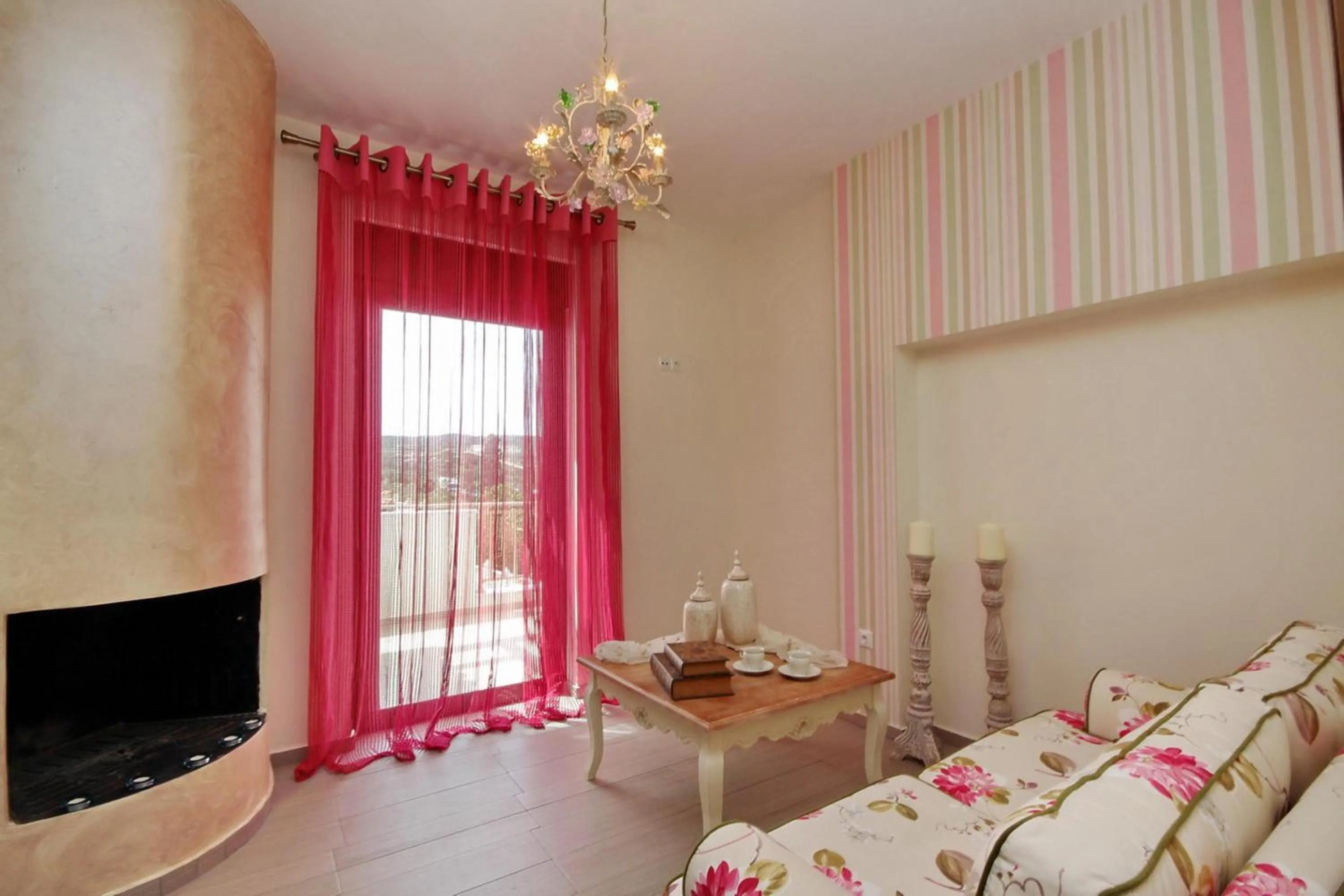 Living room, Bed in Elafonisos Resort