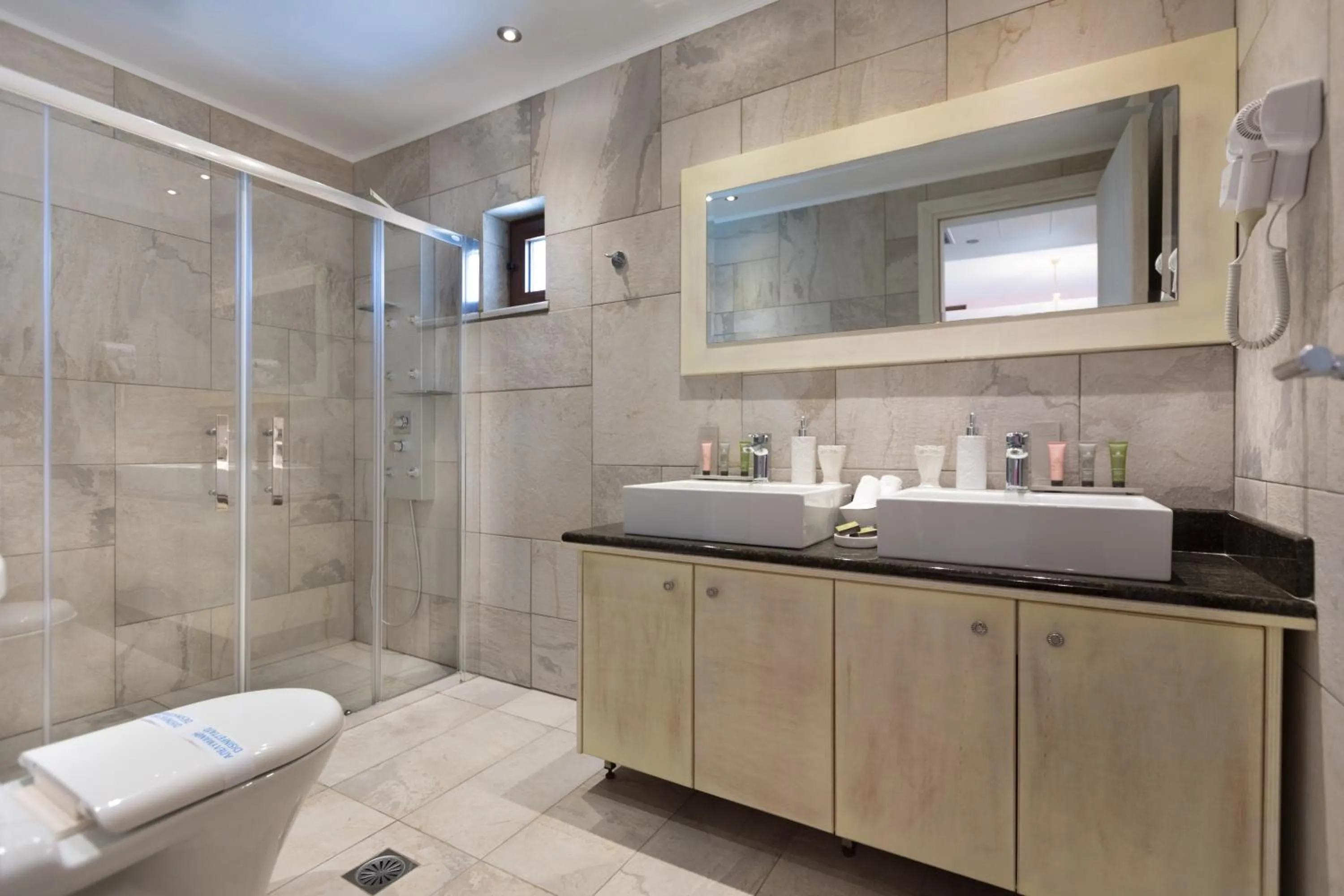 Bathroom in Elafonisos Resort