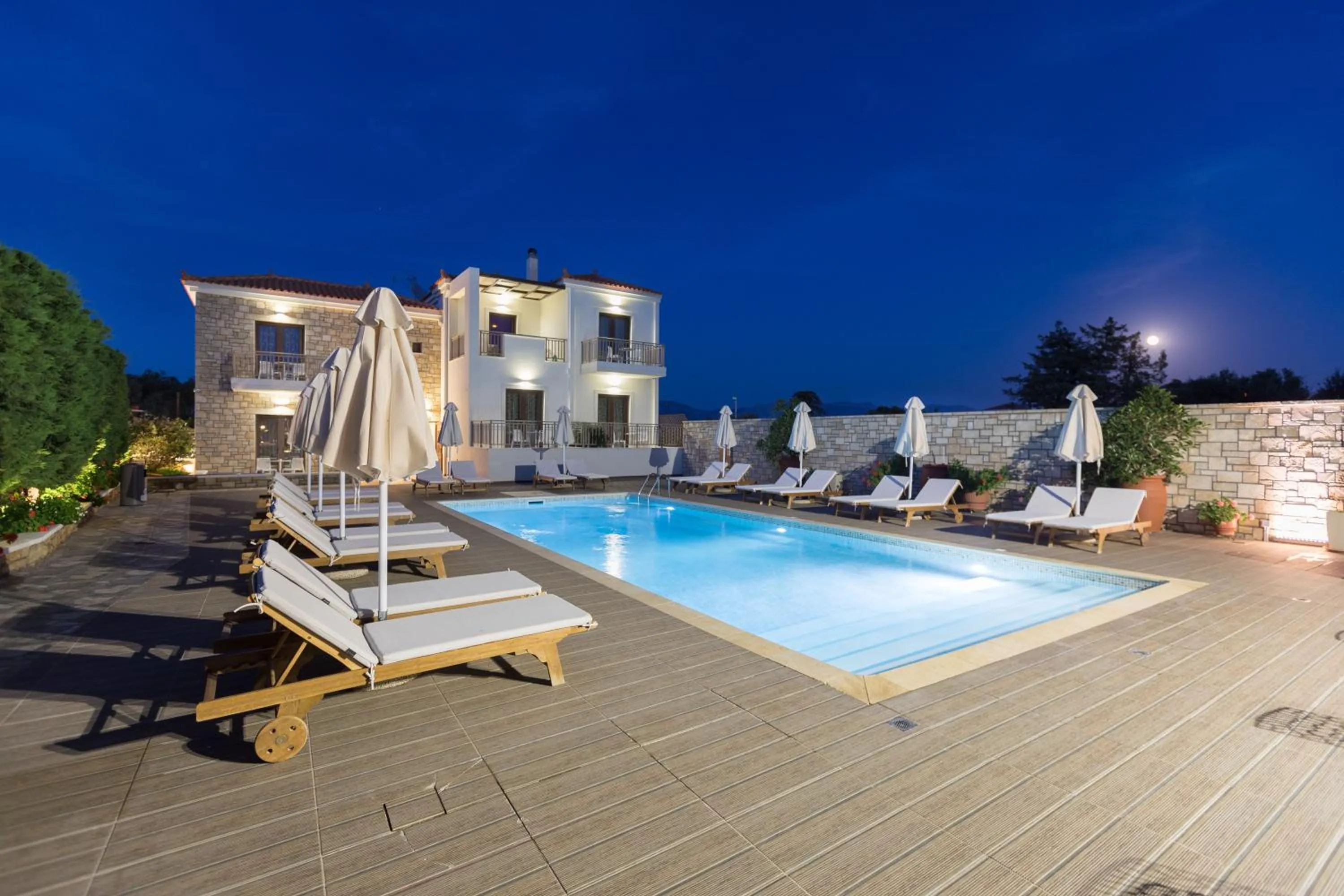 Swimming pool in Elafonisos Resort
