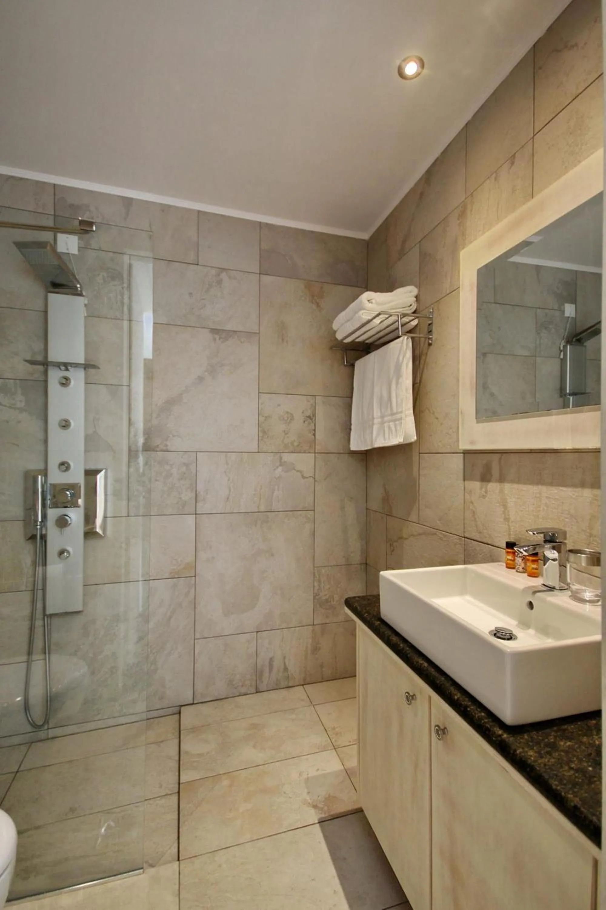 Bathroom in Elafonisos Resort