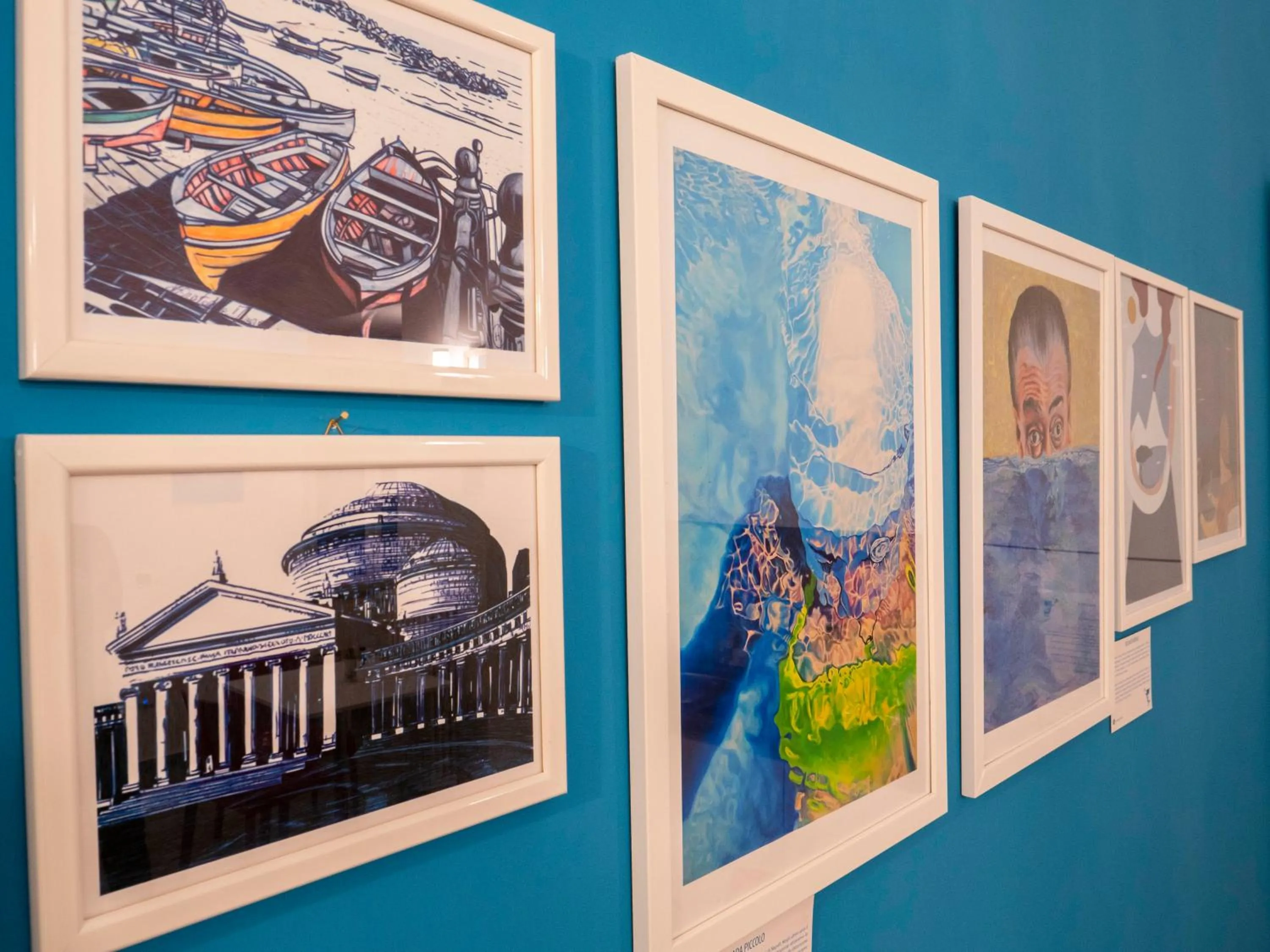 Communal lounge/ TV room in B&B Cosmoneapolitan